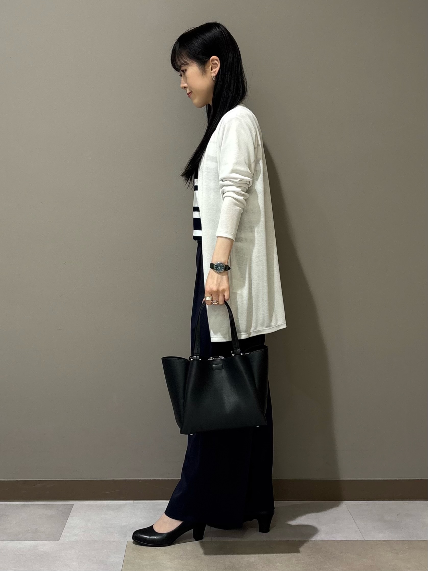 KEIKOさんの「INDIVI｜【UVケア】着流しミドル丈カーディガンジャージ」を使ったコーディネート