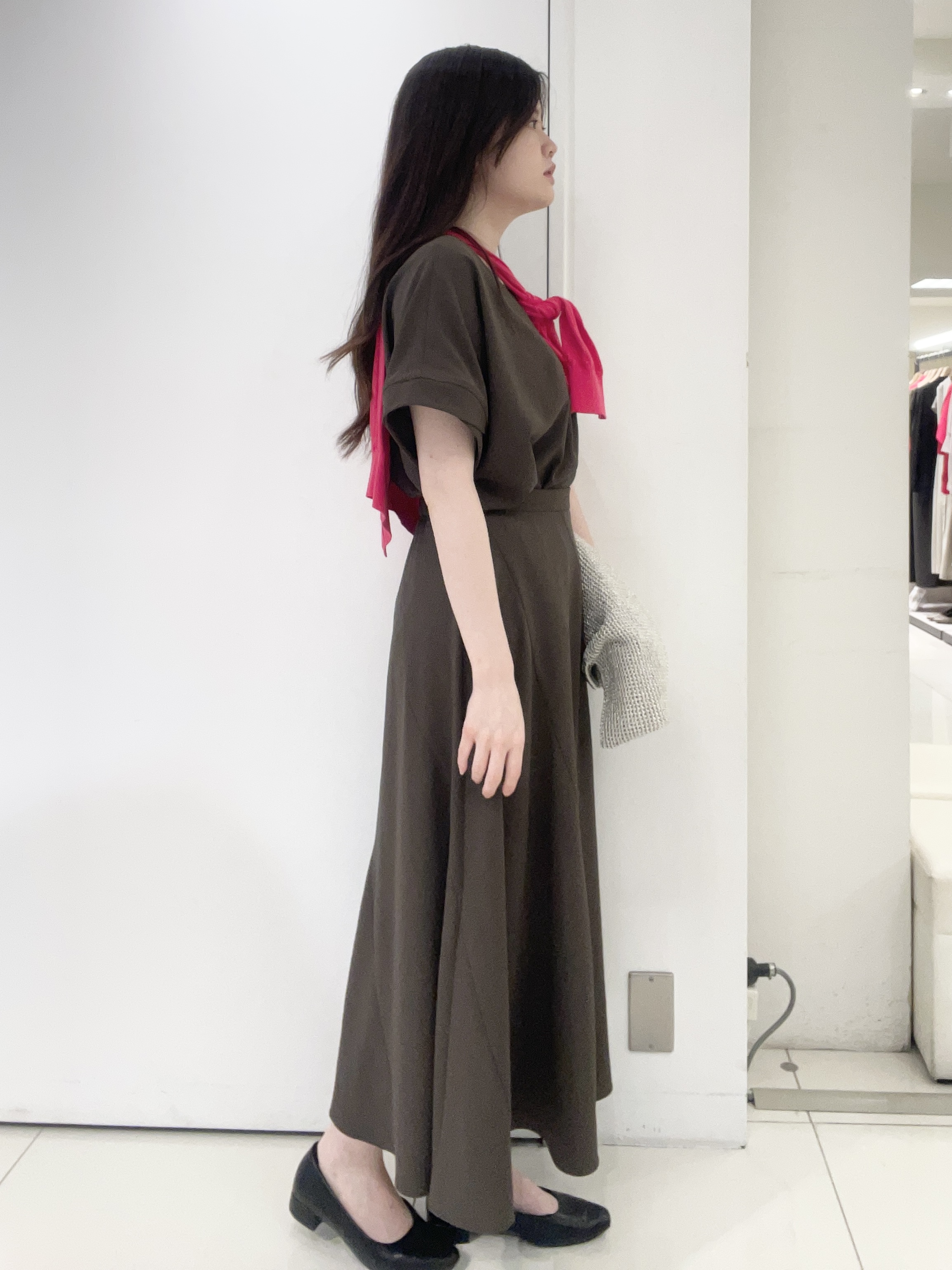 moeさんの「UNTITLED｜◆【9色展開/アンサンブル可】コットンクルーネックカーディガン」を使ったコーディネート