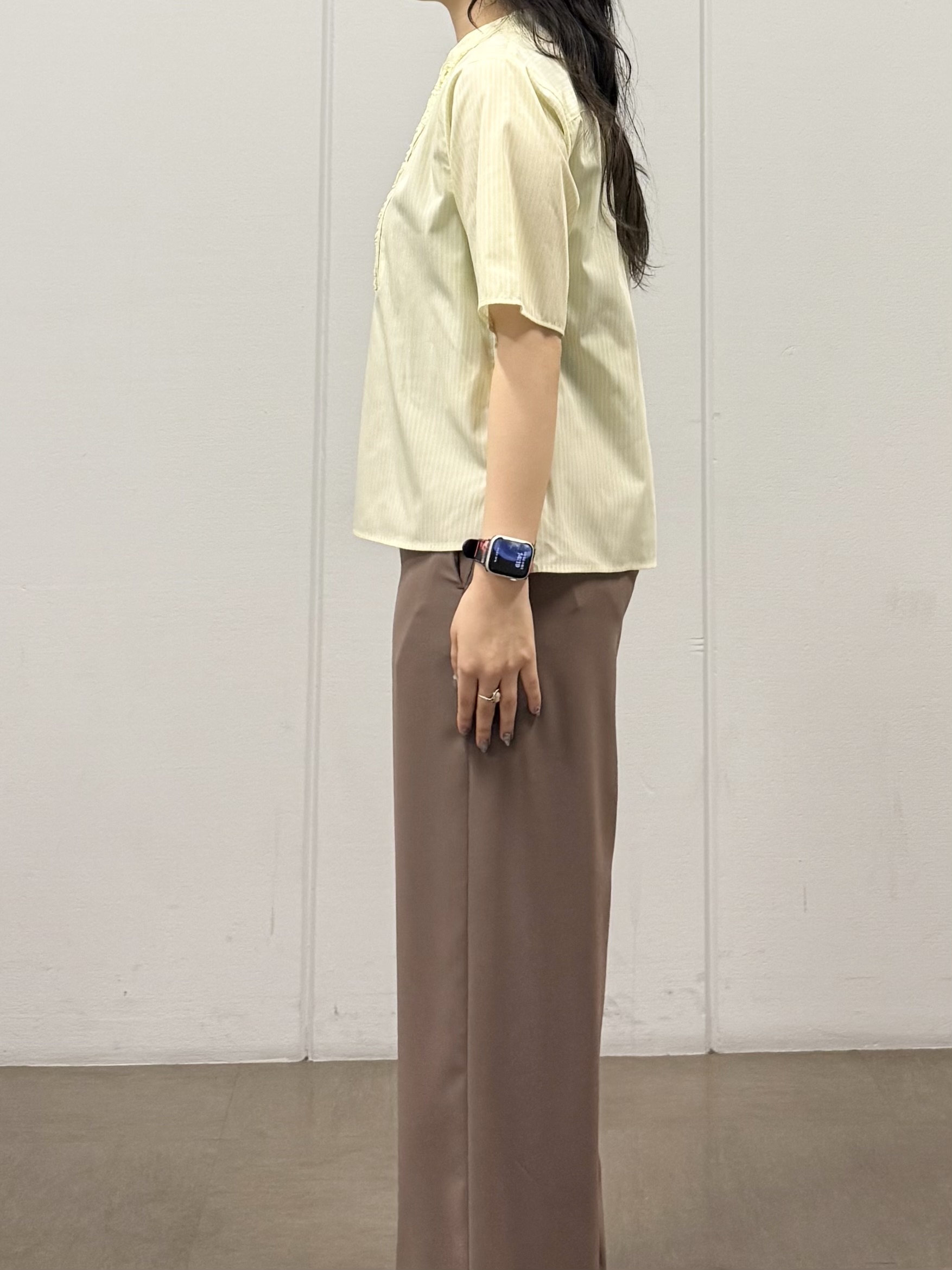 mizukiさんの「INDIVI｜【洗える／UVケア／着映え】フリルピンタックブラウス」を使ったコーディネート