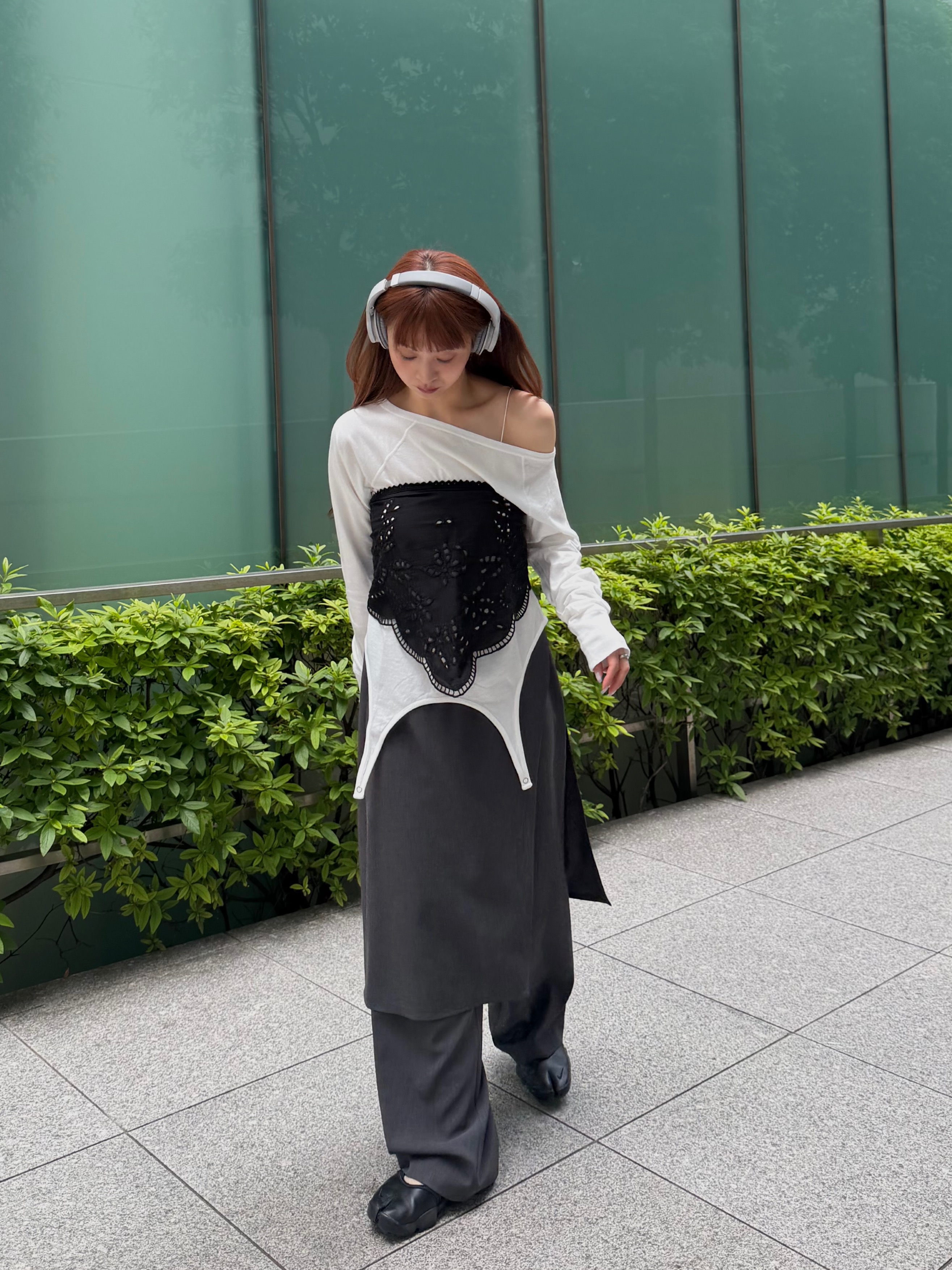 kanamiさんの「CODE A｜easy flip tee」を使ったコーディネート