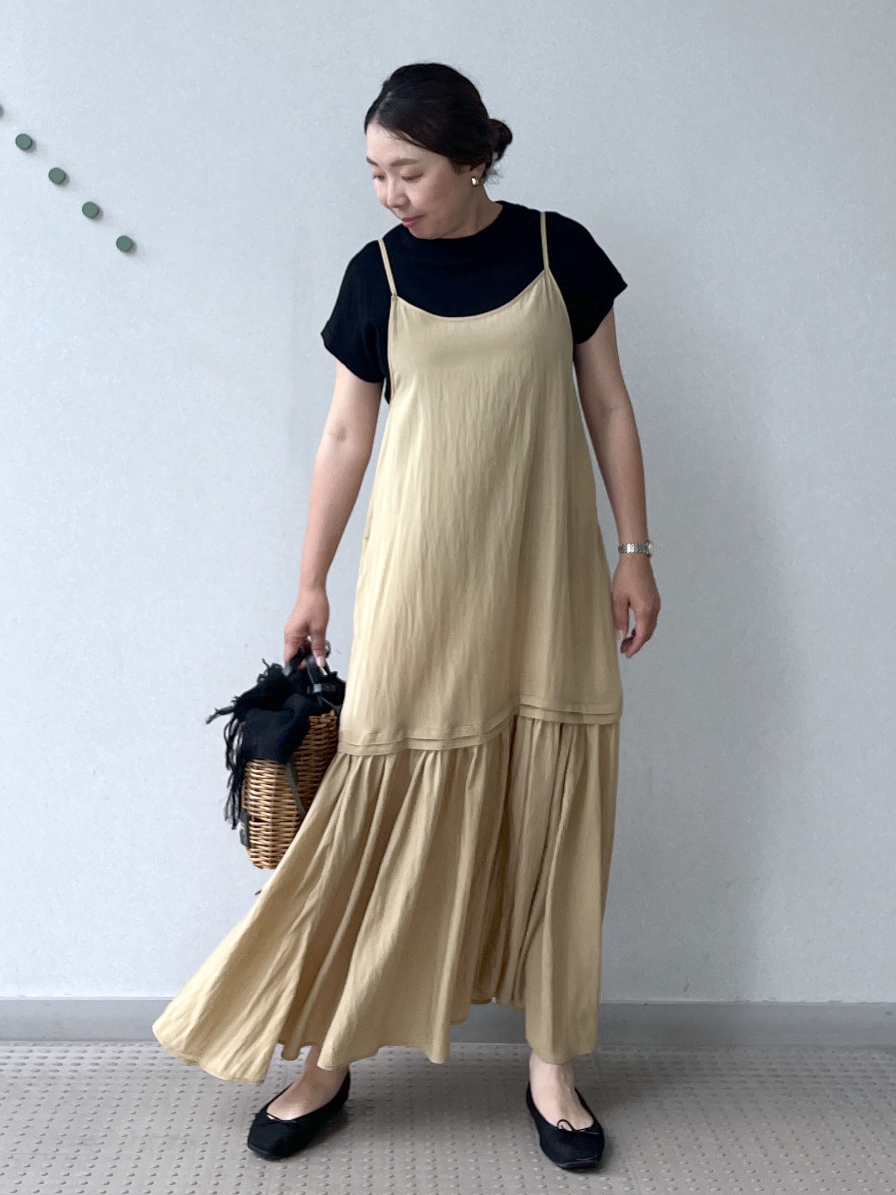 Soeさんの「DRESSTERIOR｜【ウォッシャブル】ワッシャーボリュームフレアキャミワンピース」を使ったコーディネート