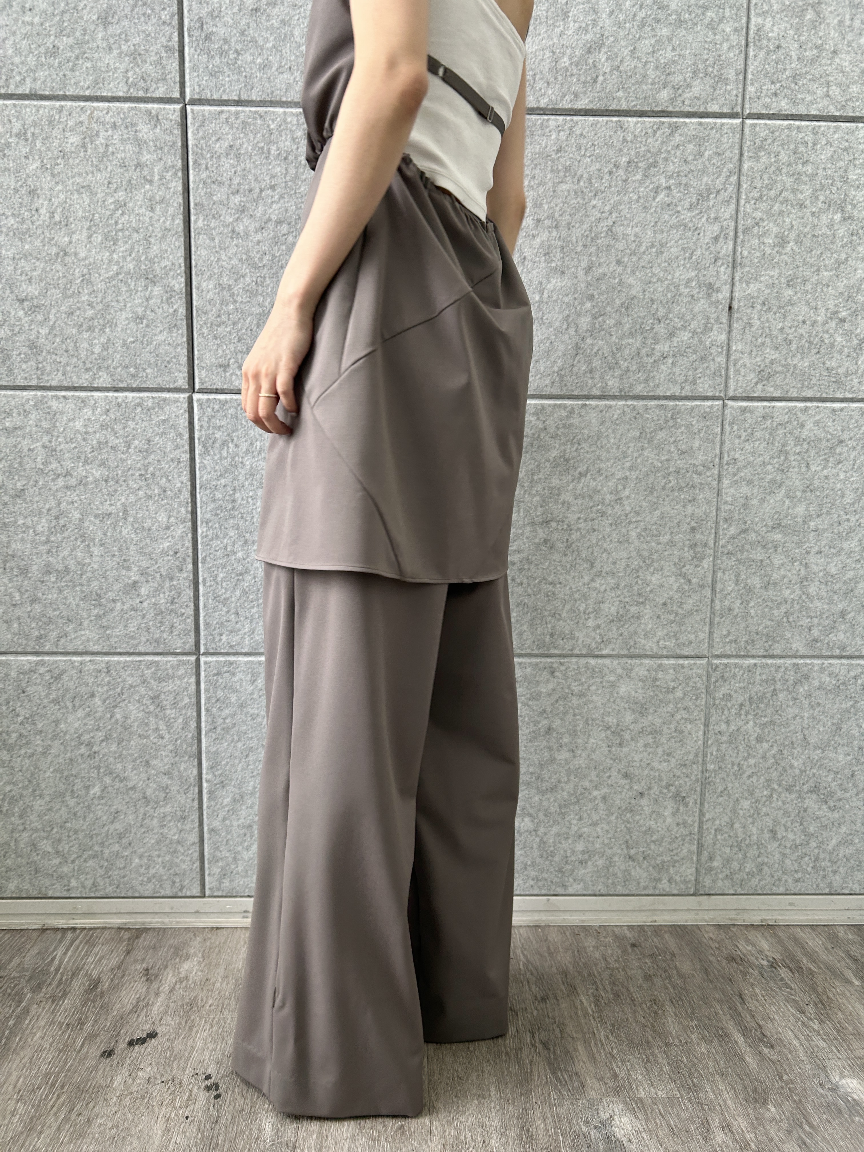 harunaさんの「CODE A｜apron dress」を使ったコーディネート
