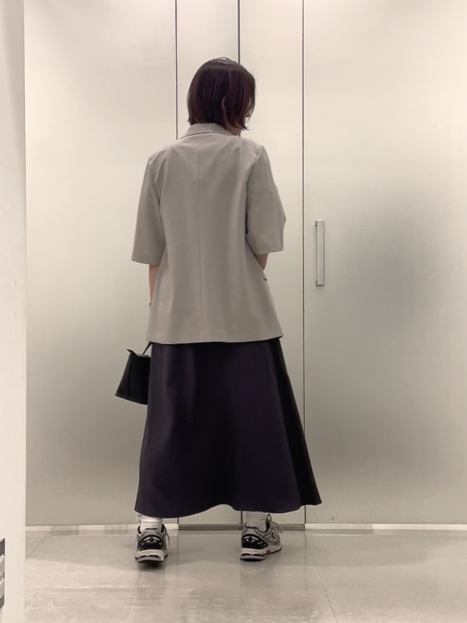 まどかさんの「UNTITLED｜【シワになりにくい/セットアップ可/接触冷感】ハーフスリーブジャケット」を使ったコーディネート