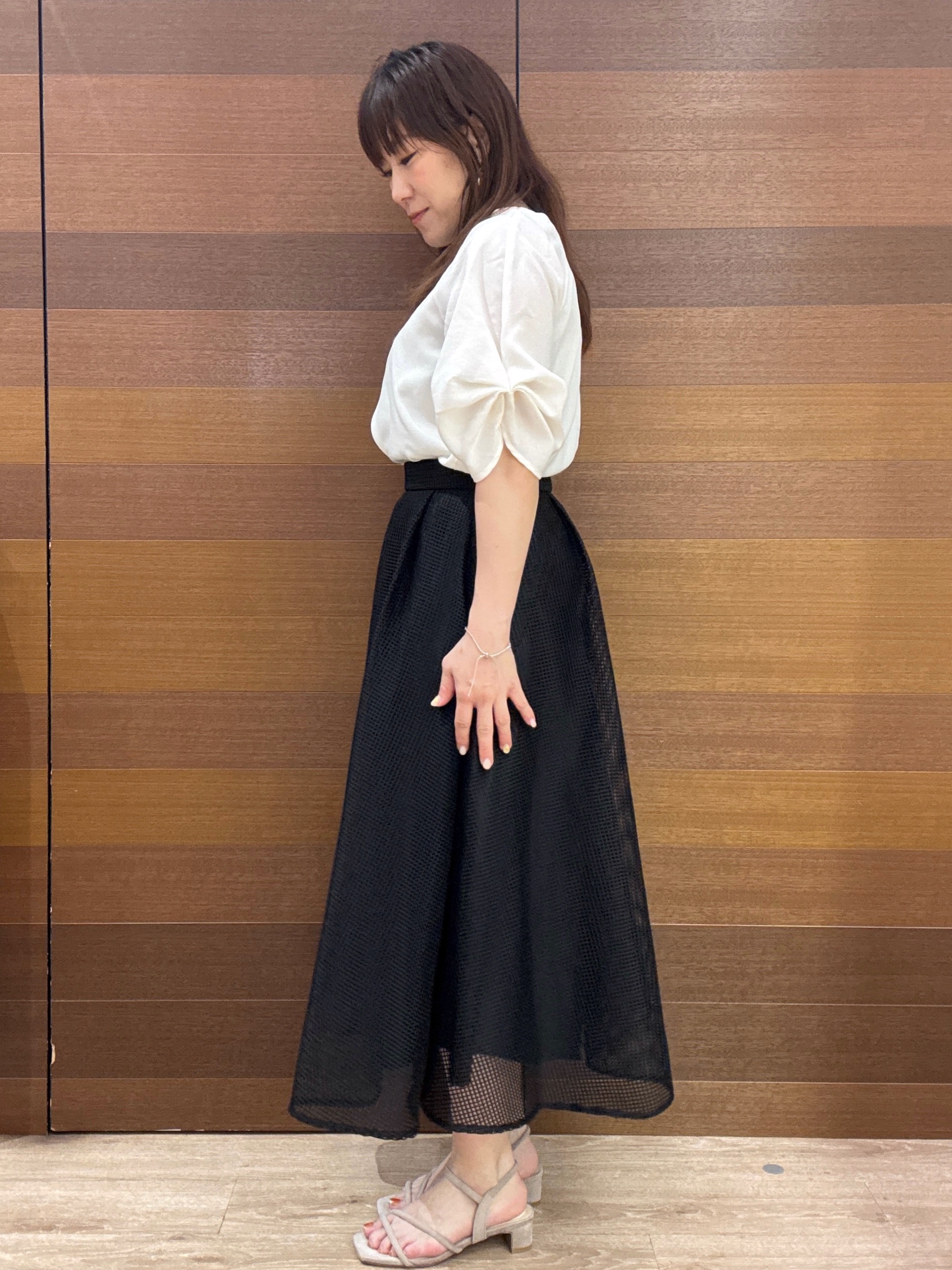 maichiさんの「OPAQUE.CLIP｜【接触冷感／吸水速乾】リネンライク タックスリーブブラウス《セットアップ対応／洗濯機OK》」を使ったコーディネート