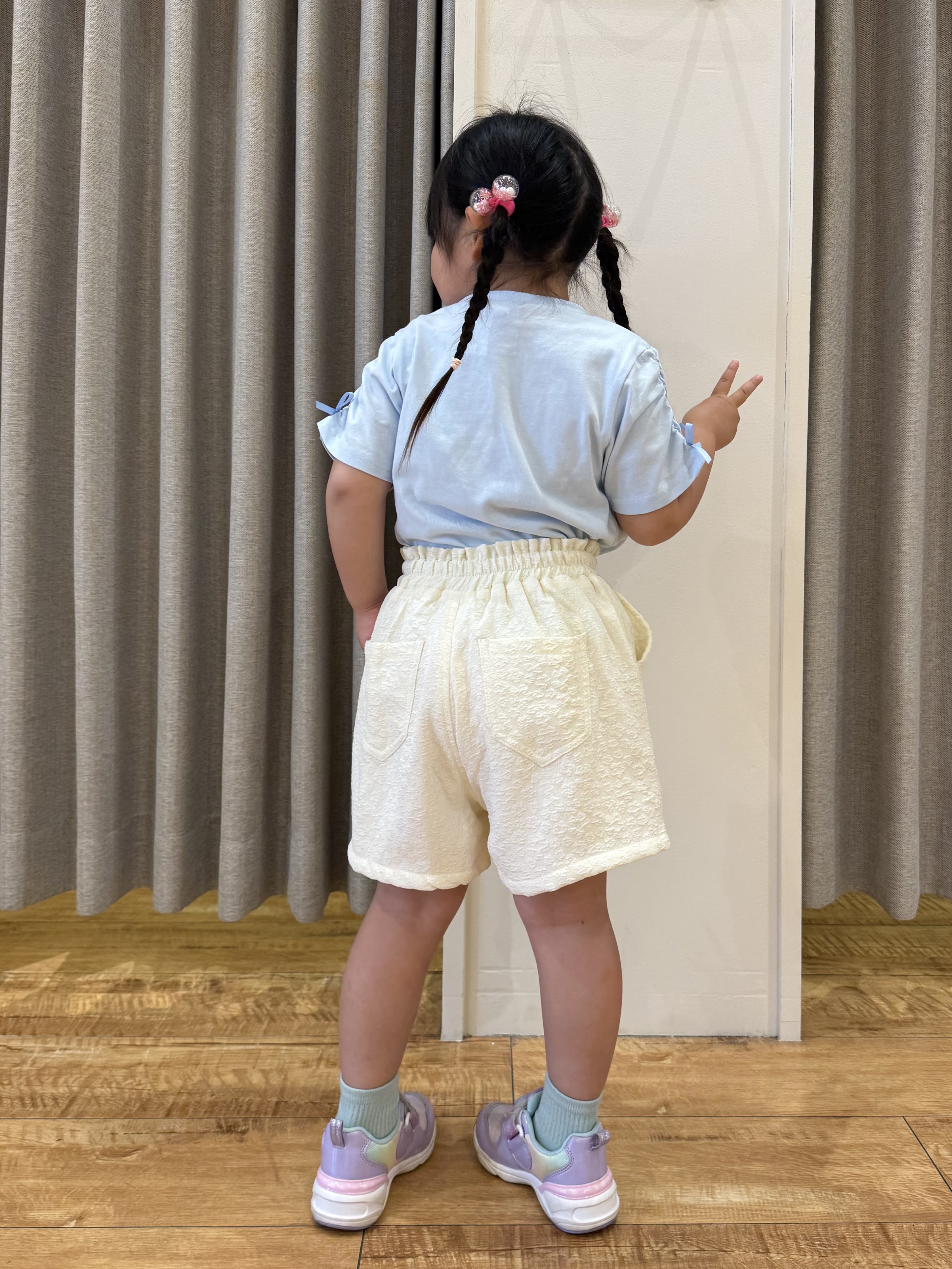 愛さんの「SHOO･LA･RUE｜」を使ったコーディネート