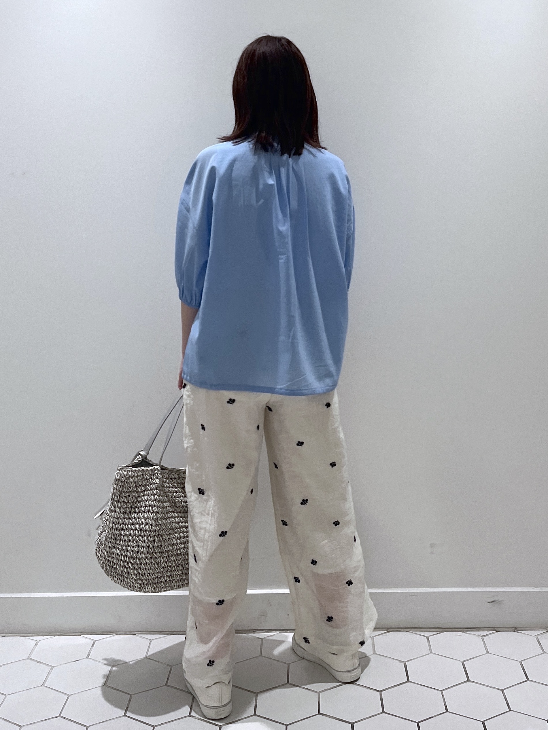 Makinoさんの「Dessin｜【高通気/セットアップ可】ハーフスリーブドロストシャツブラウス」を使ったコーディネート