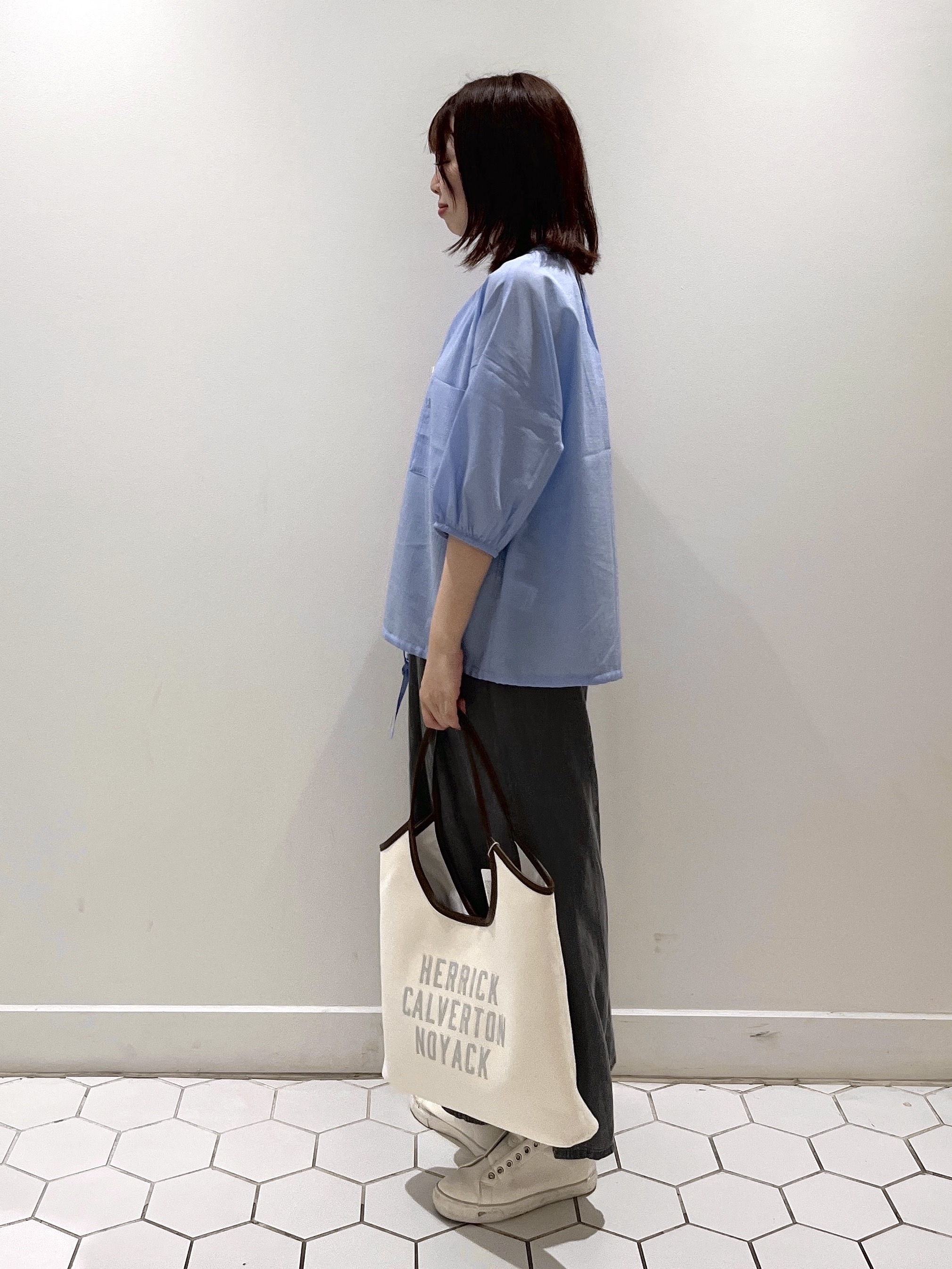 Makinoさんの「Dessin｜【高通気/セットアップ可】ハーフスリーブドロストシャツブラウス」を使ったコーディネート