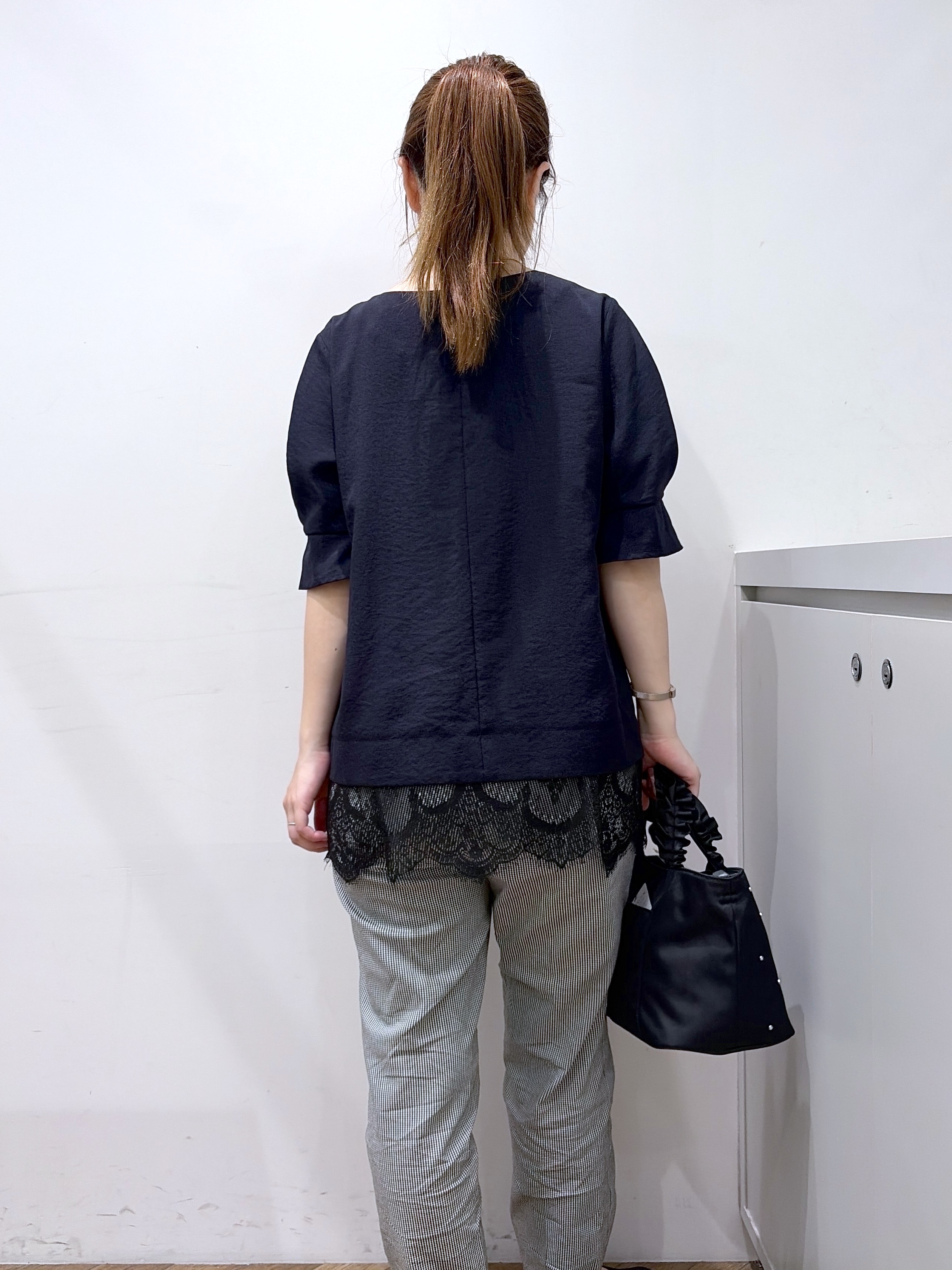 Junさんの「index｜【接触冷感／吸水速乾】タックパフスリーブブラウス《防シワ／洗濯機OK／XS～3L／8col》」を使ったコーディネート