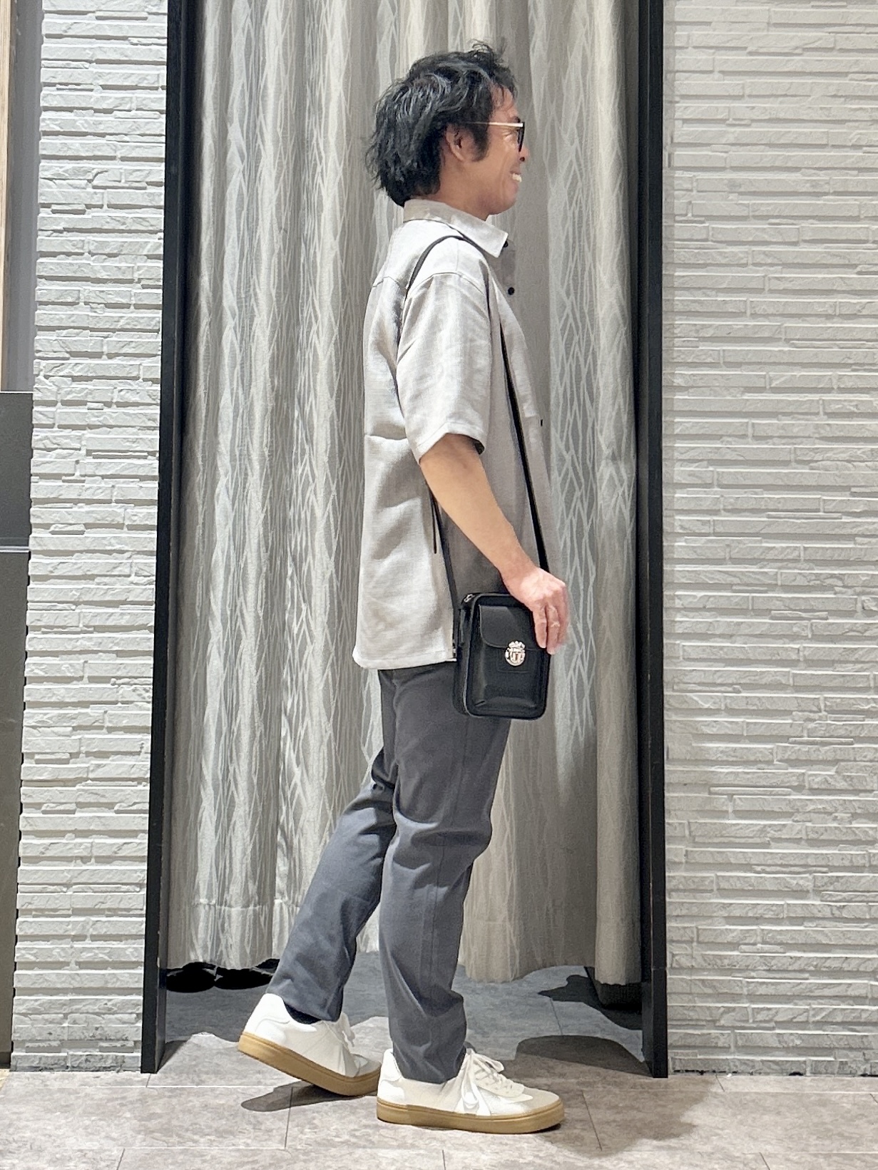 KENJI Iさんの「THE SHOP TK｜【LINO FINE】 リネンライク半袖シャツ UVカット／イージーケア／吸水速乾／洗濯機OK／セッ」を使ったコーディネート