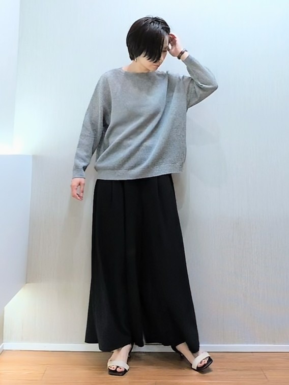 ミズタさんの「UNTITLED｜◆シアーメッシュニット」を使ったコーディネート