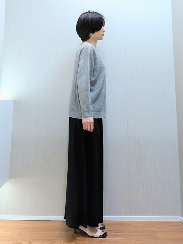 ミズタさんの「UNTITLED｜◆シアーメッシュニット」を使ったコーディネート
