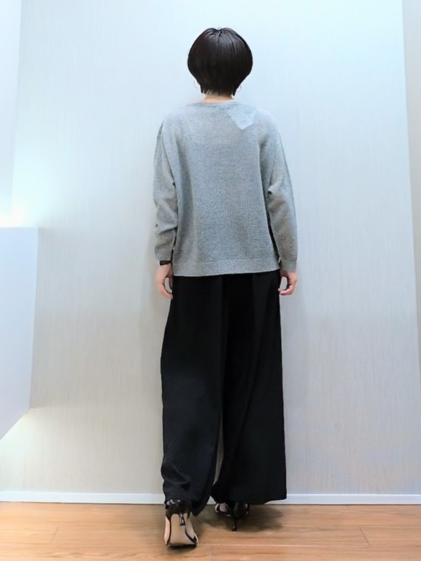 ミズタさんの「UNTITLED｜◆シアーメッシュニット」を使ったコーディネート