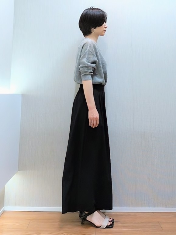 ミズタさんの「UNTITLED｜◆シアーメッシュニット」を使ったコーディネート