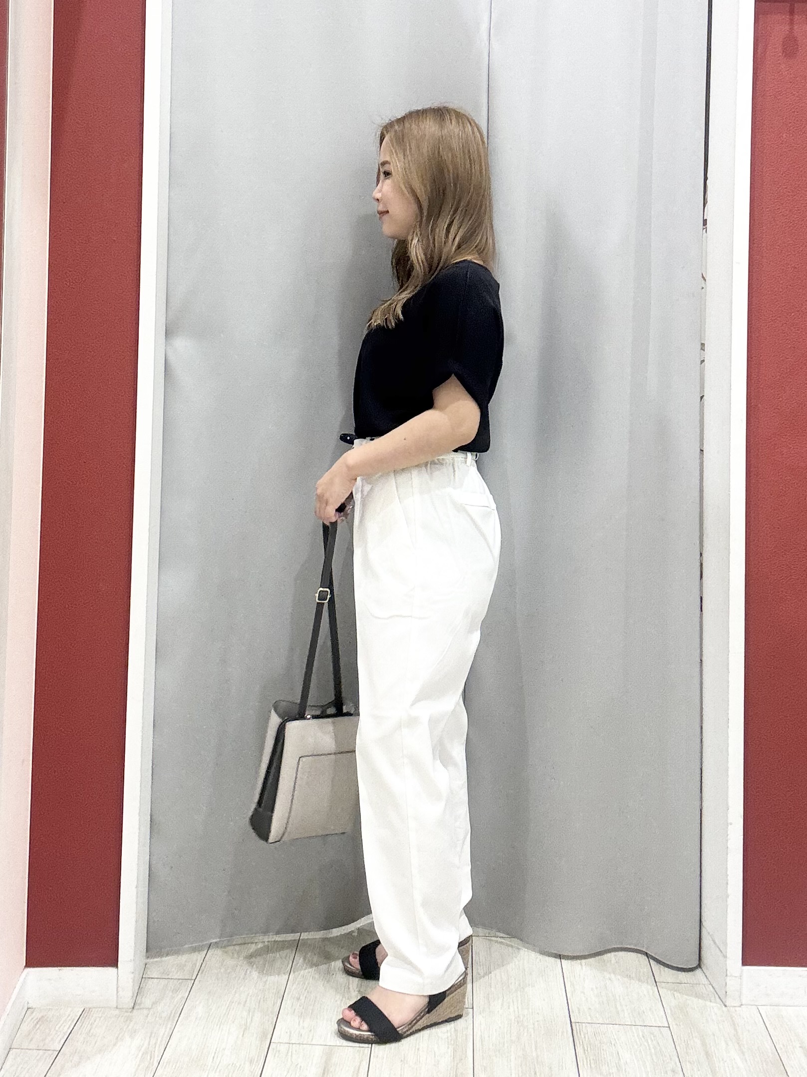 shioさんの「SHOO･LA･RUE｜【毎日洗える/UV】二の腕隠れる さらっとドルマン半袖ニット」を使ったコーディネート