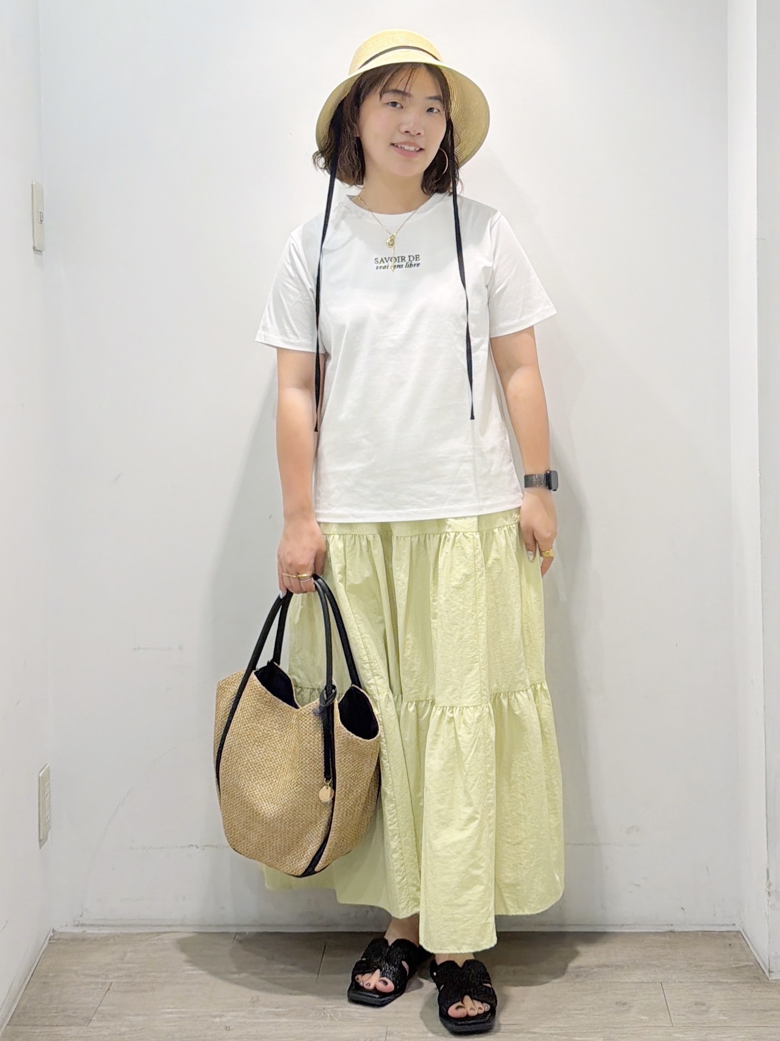 sumicaさんの「OPAQUE.CLIP｜ロゴプリント刺繍アソートTシャツ【洗濯機OK】」を使ったコーディネート