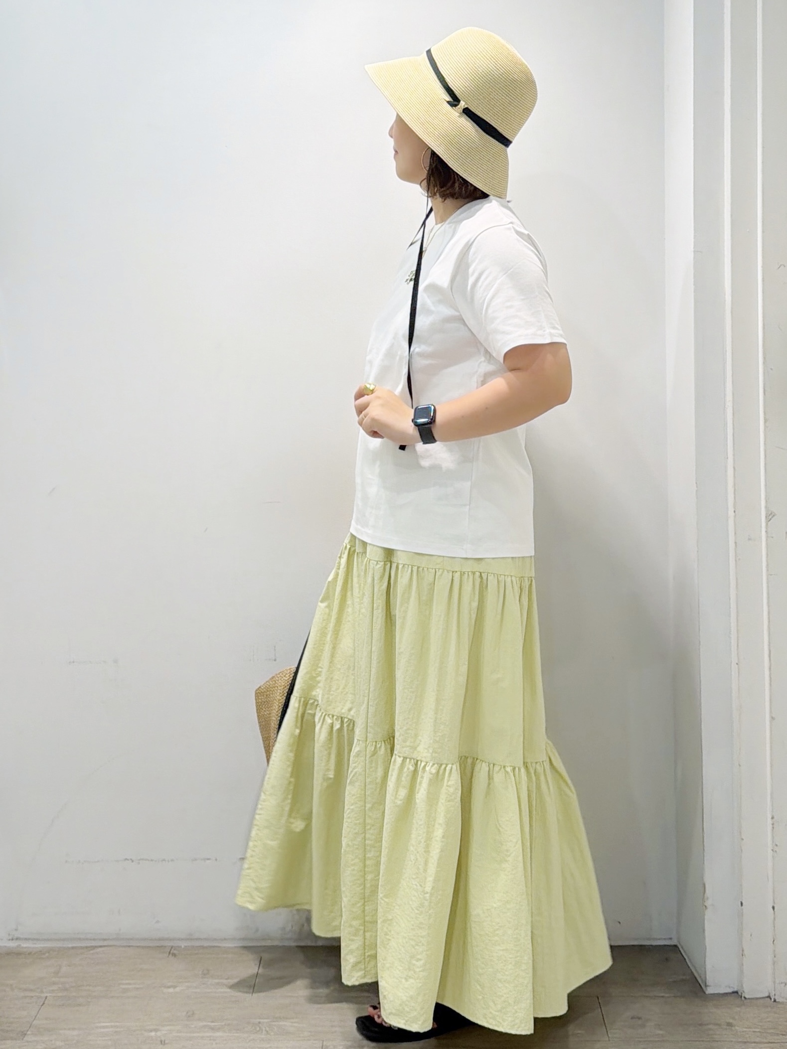 sumicaさんの「OPAQUE.CLIP｜ロゴプリント刺繍アソートTシャツ【洗濯機OK】」を使ったコーディネート