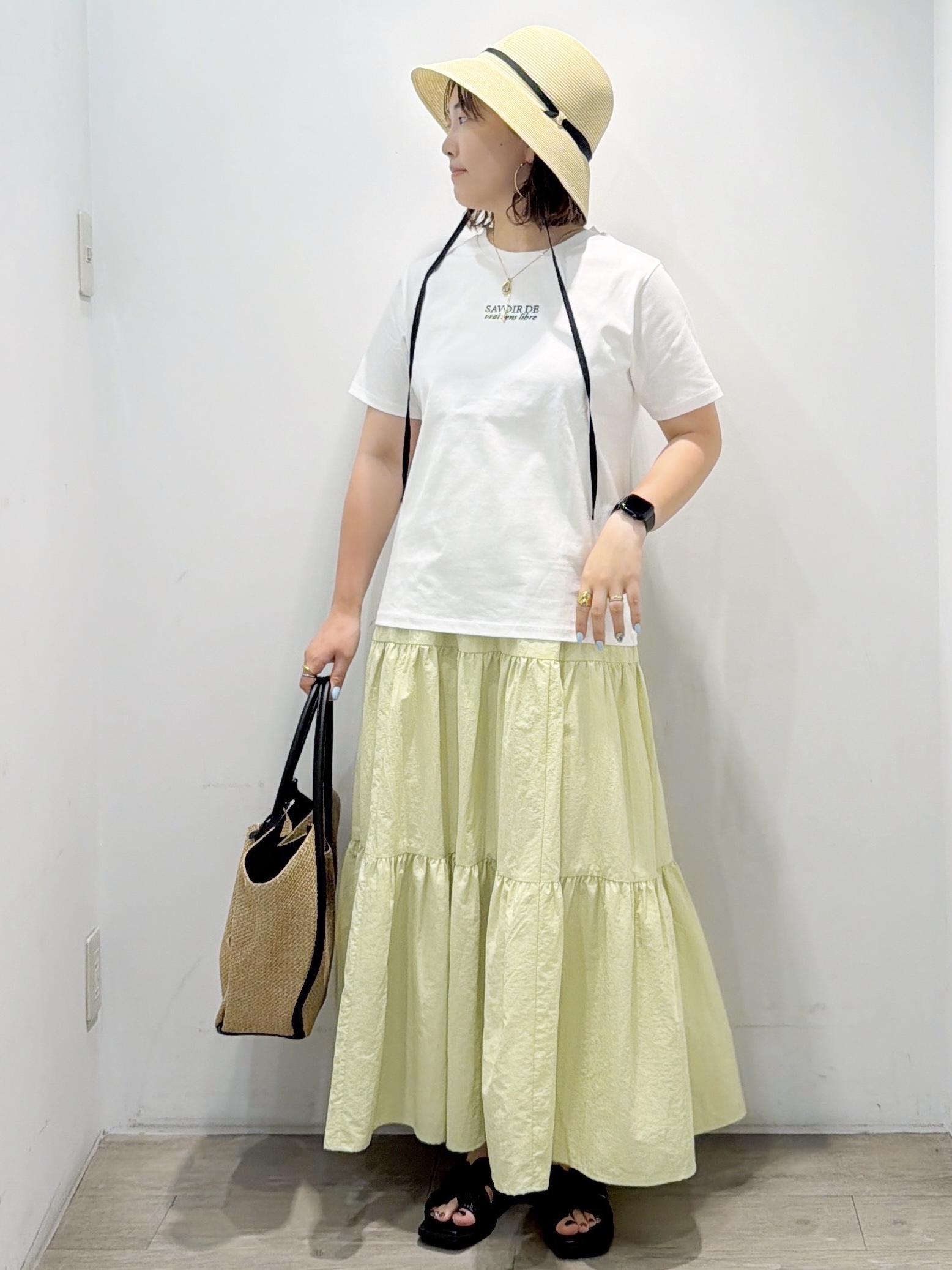 sumicaさんの「OPAQUE.CLIP｜ロゴプリント刺繍アソートTシャツ【洗濯機OK】」を使ったコーディネート