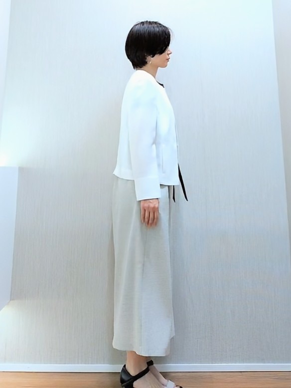 ミズタさんの「UNTITLED｜【清涼感/洗える】ミニマルシルエットジャケット」を使ったコーディネート