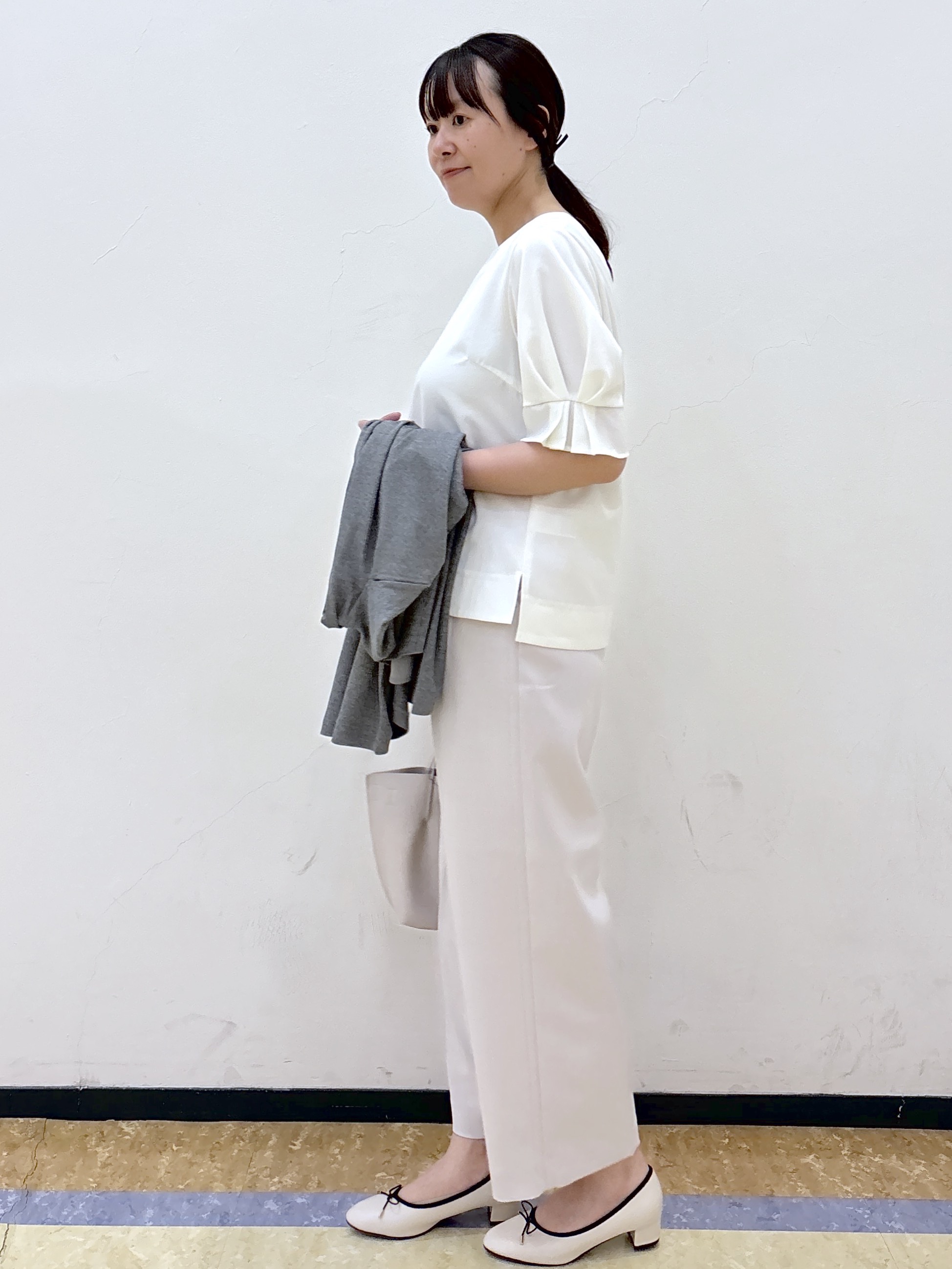 akariさんの「index｜【UVケア】ひんやりカーディガン《接触冷感／洗濯機OK》」を使ったコーディネート