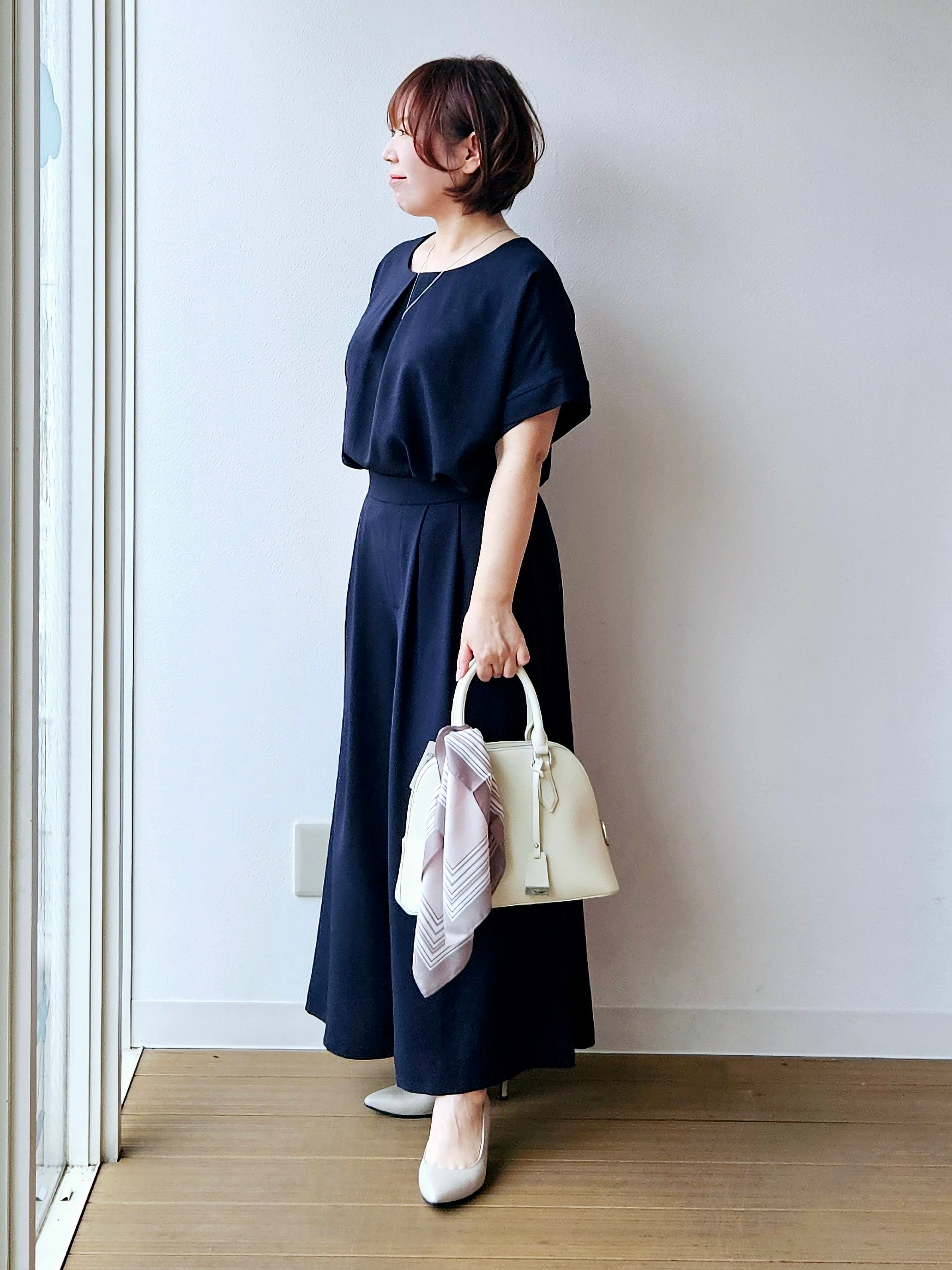やじまさんの「UNTITLED｜【セットアップ可/UVカット/前後2WAY】リラクシーフレンチスリーブブラウス」を使ったコーディネート