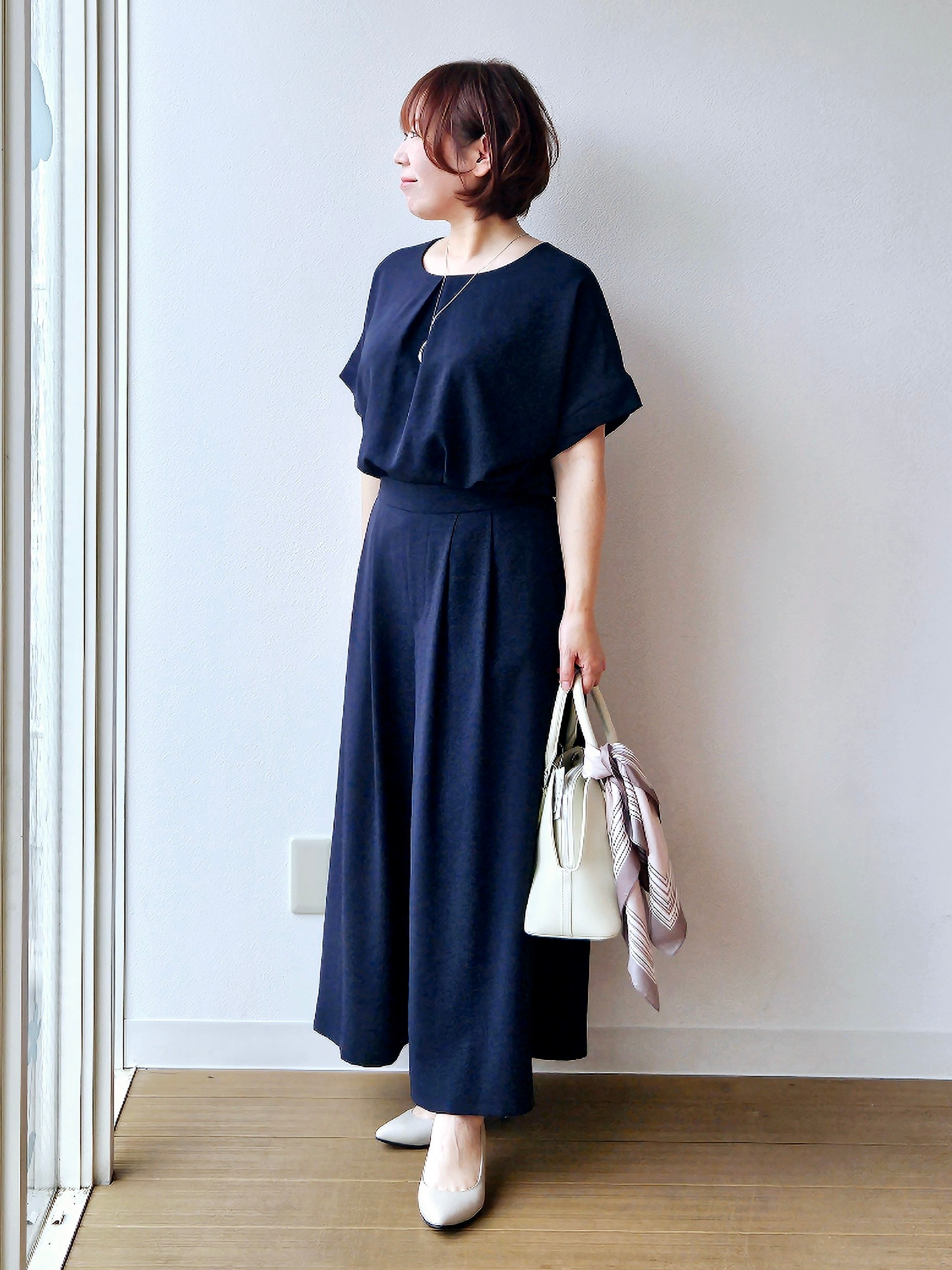 やじまさんの「UNTITLED｜【セットアップ可/UVカット/前後2WAY】リラクシーフレンチスリーブブラウス」を使ったコーディネート