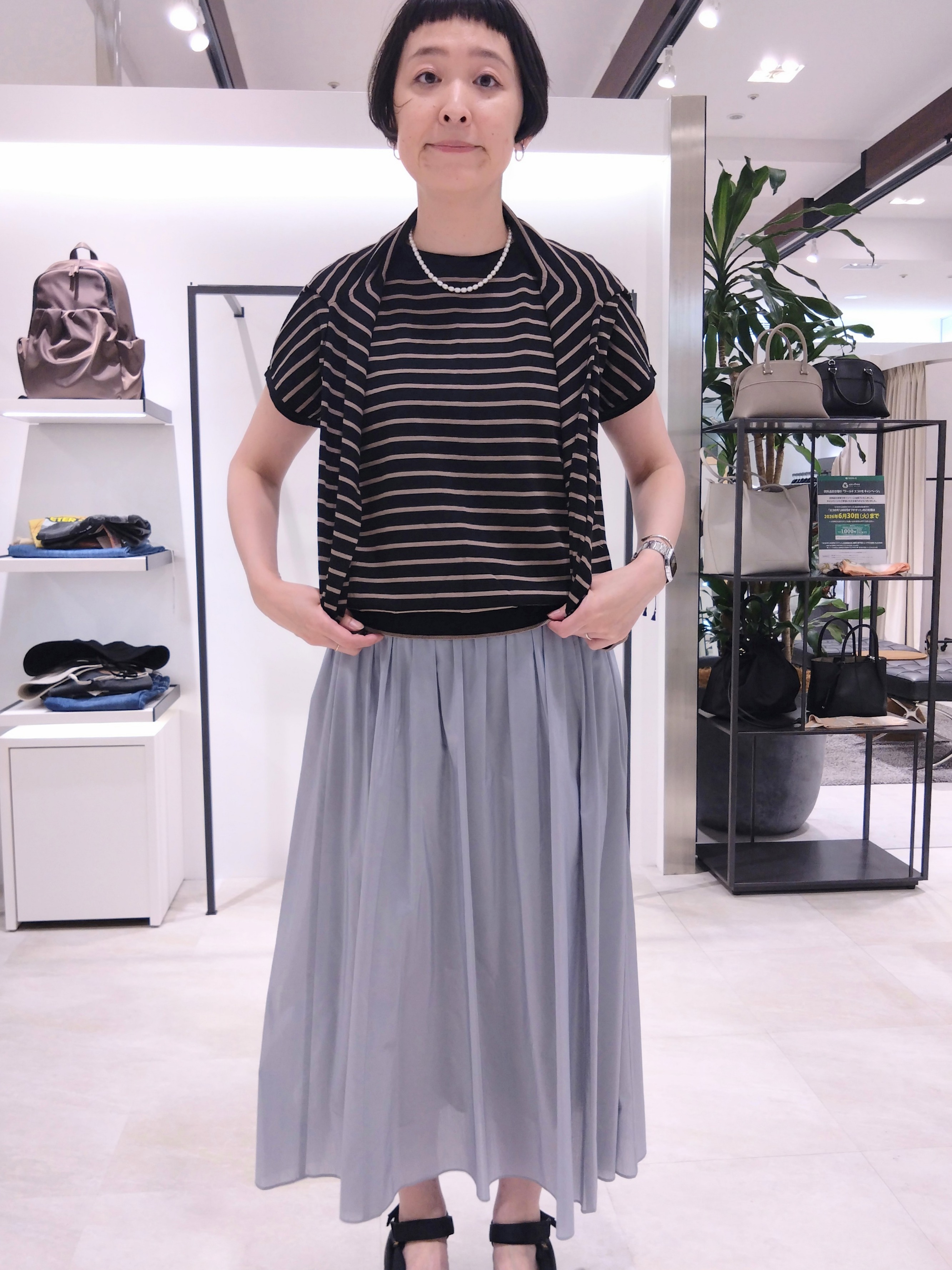 まちこさんの「UNTITLED｜◆【9色展開/アンサンブル可】コットンクルーネックカーディガン」を使ったコーディネート