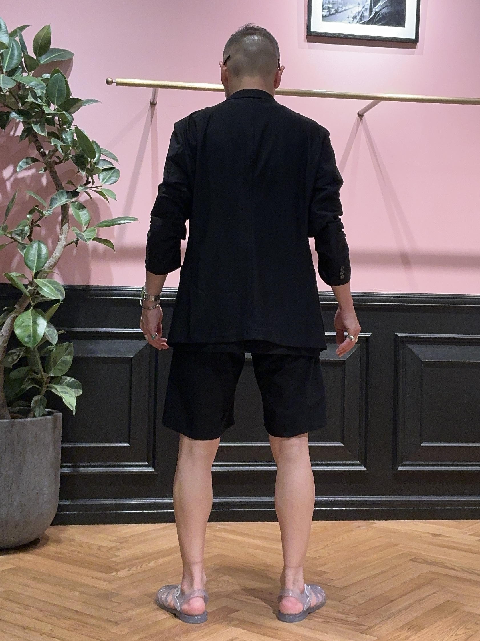 torigoeさんの「DRESSTERIOR｜【接触冷感/UVカット/ウォッシャブル】AIRTOOL クルーネックTシャツ」を使ったコーディネート