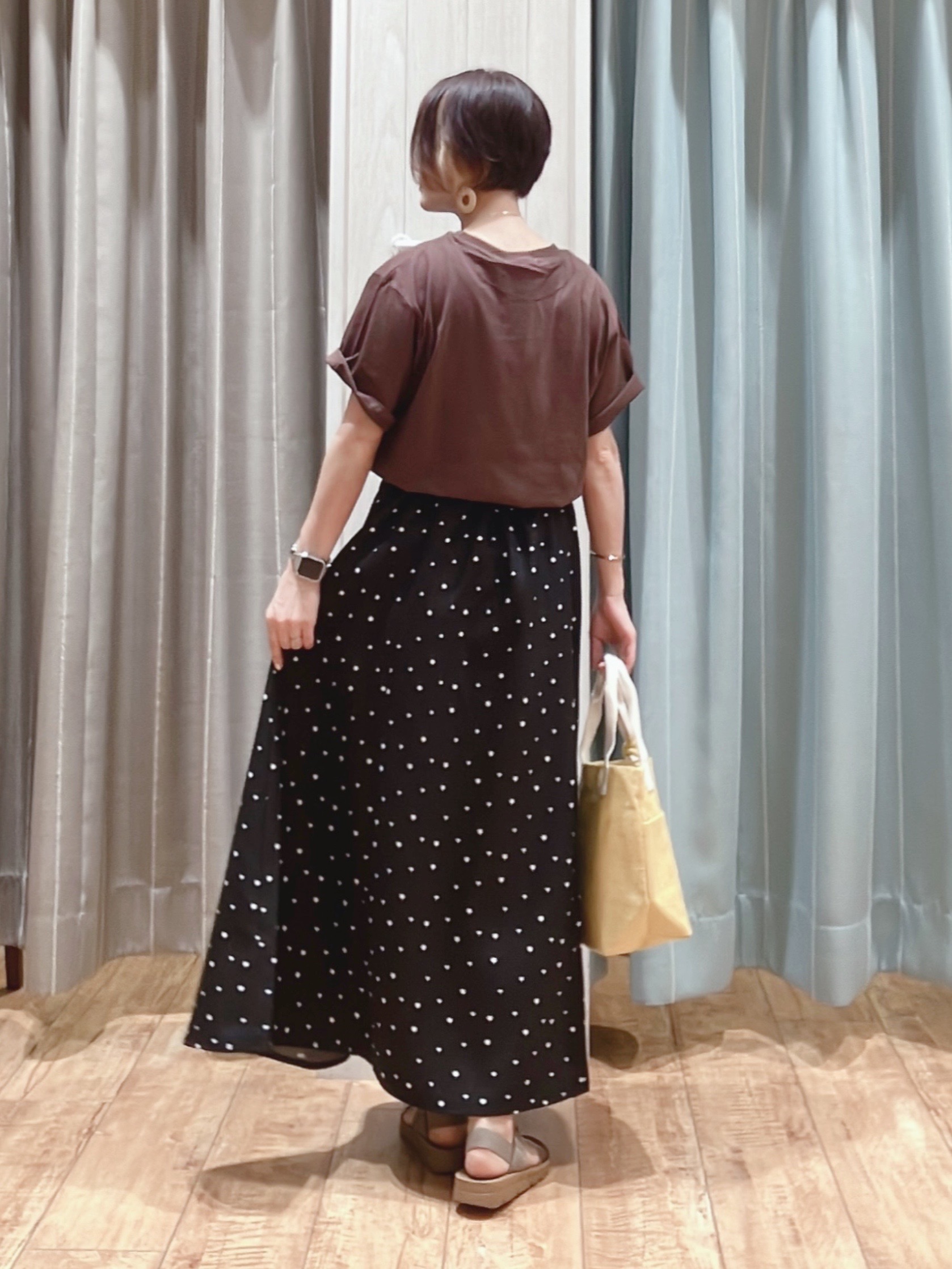 aaamiさんの「SHOO･LA･RUE｜【洗濯機可/S-LL】夏に快適サラサラ感 大人のプリントTシャツ」を使ったコーディネート