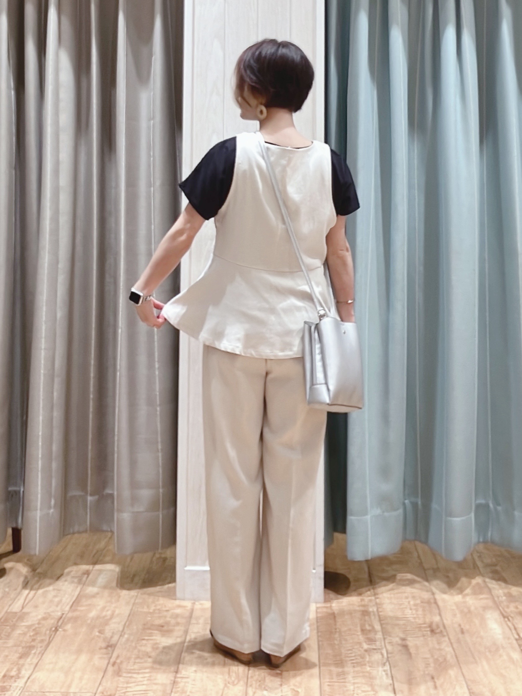 aaamiさんの「SHOO･LA･RUE｜【2点セット/S-LL】迷わず着られる 麻調ビスチェ＋ワイドパンツセット」を使ったコーディネート