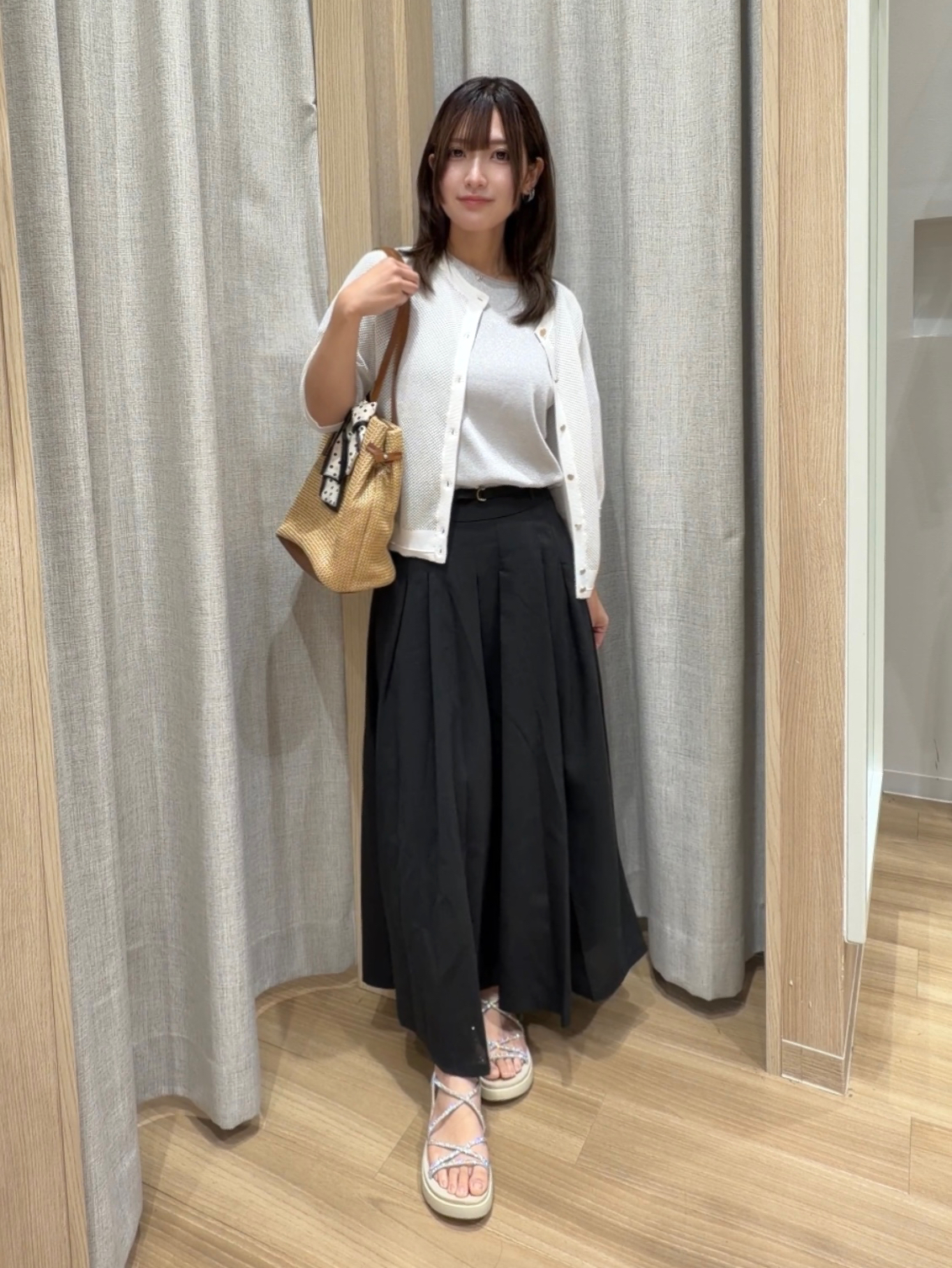 Fumikaさんの「grove｜【シリーズ累計36万枚！名品ニット】やわらかドライタッチ ドルマンニット」を使ったコーディネート
