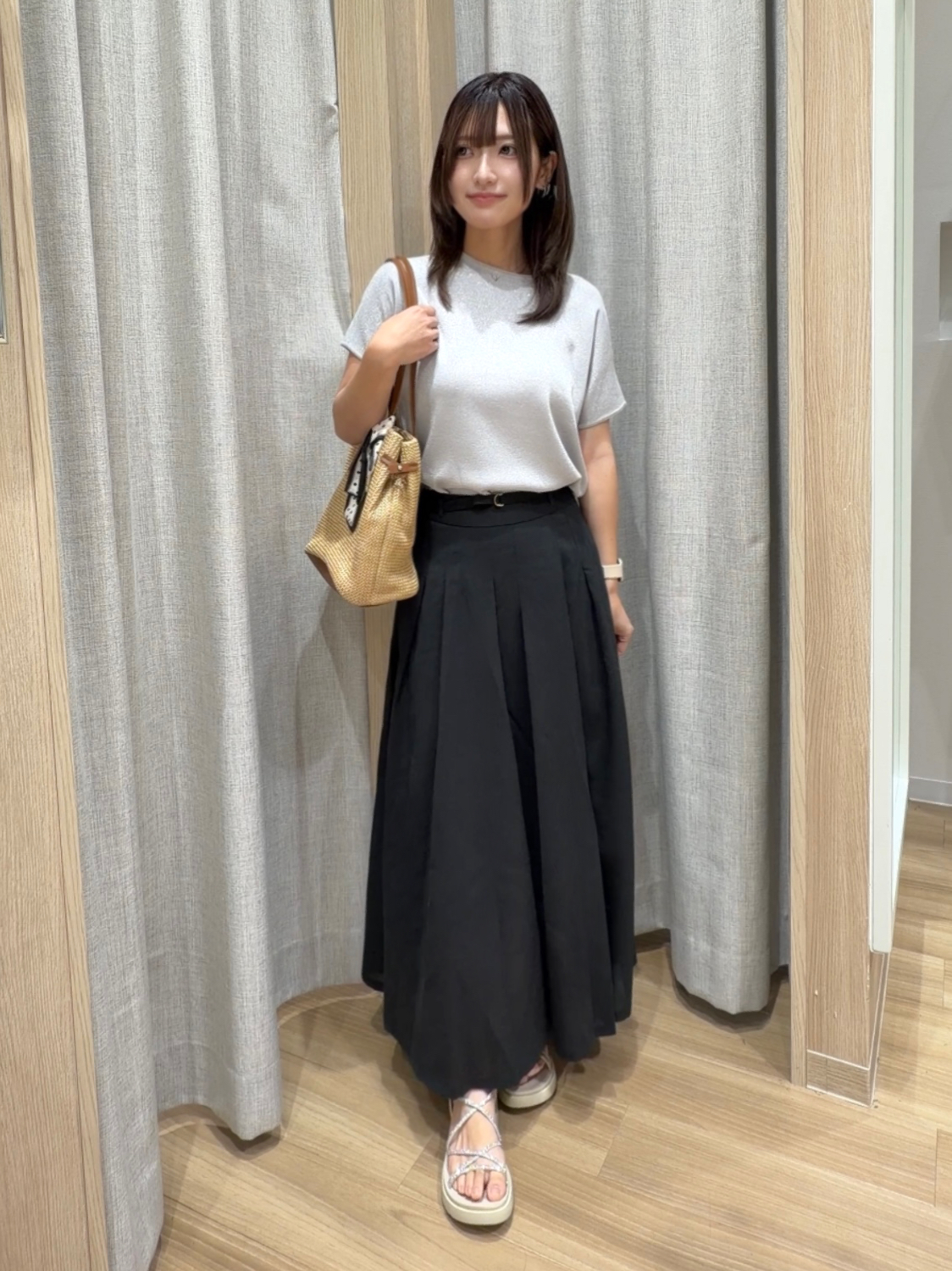 Fumikaさんの「grove｜【シリーズ累計36万枚！名品ニット】やわらかドライタッチ ドルマンニット」を使ったコーディネート
