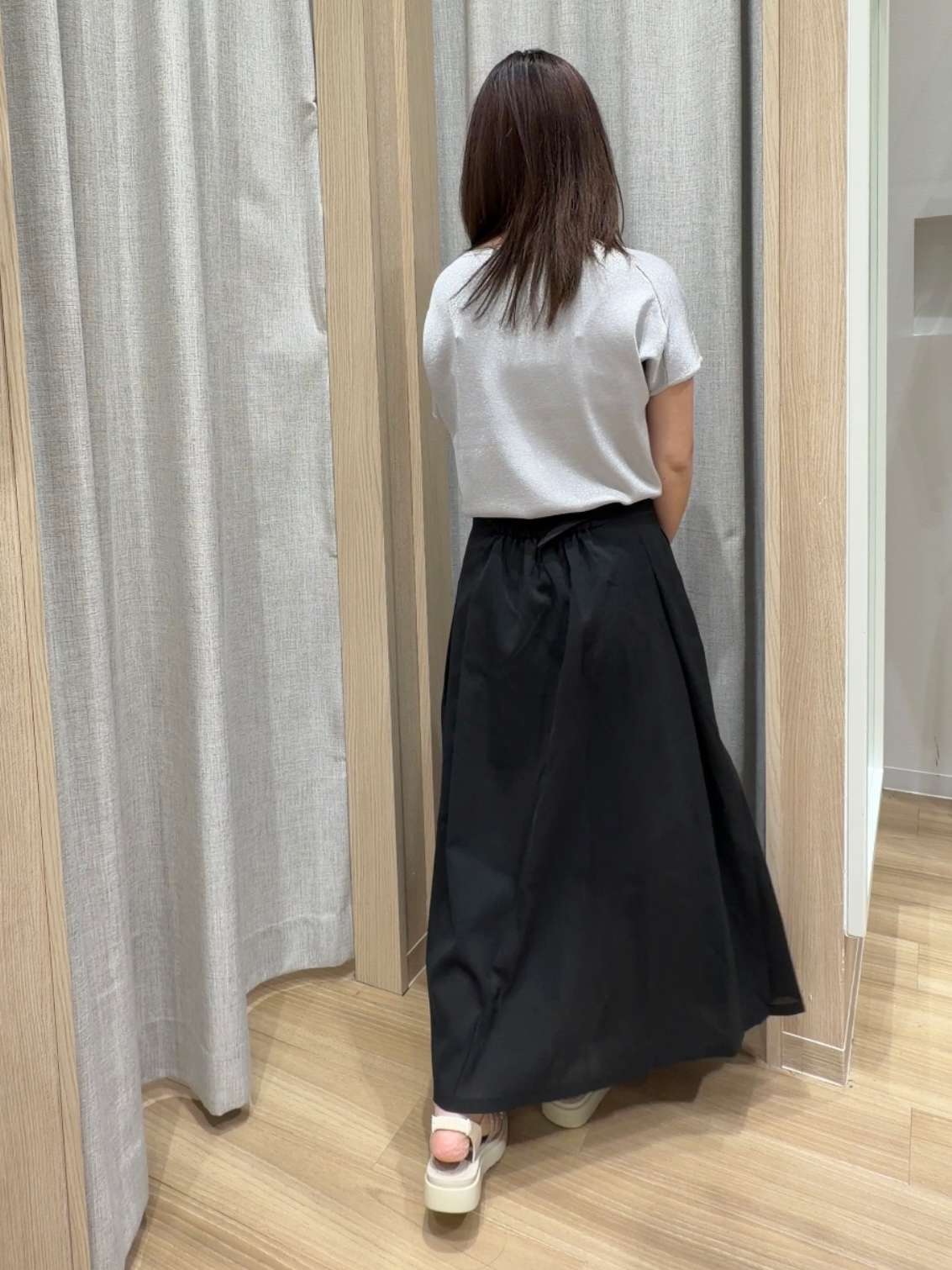 Fumikaさんの「grove｜【シリーズ累計36万枚！名品ニット】やわらかドライタッチ ドルマンニット」を使ったコーディネート