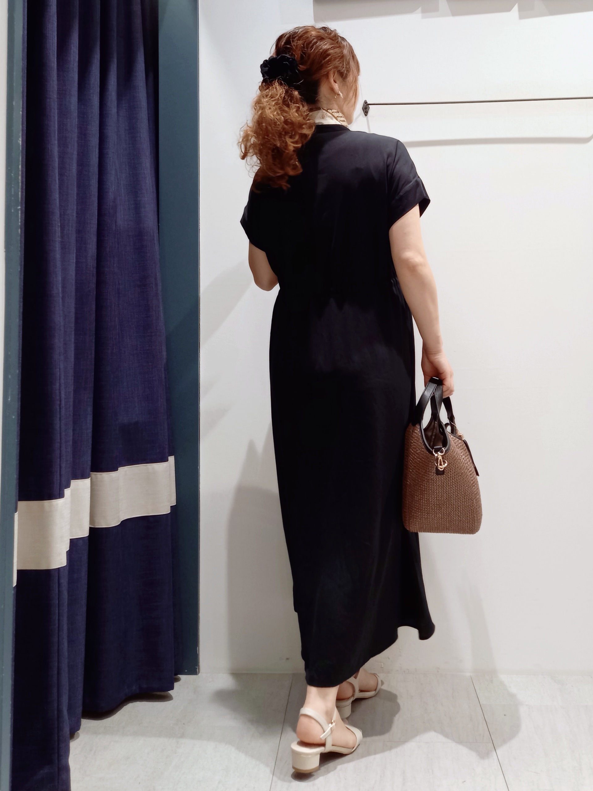 miiさんの「grove｜【洗える/体型カバー】ウエストドロストワンピース」を使ったコーディネート