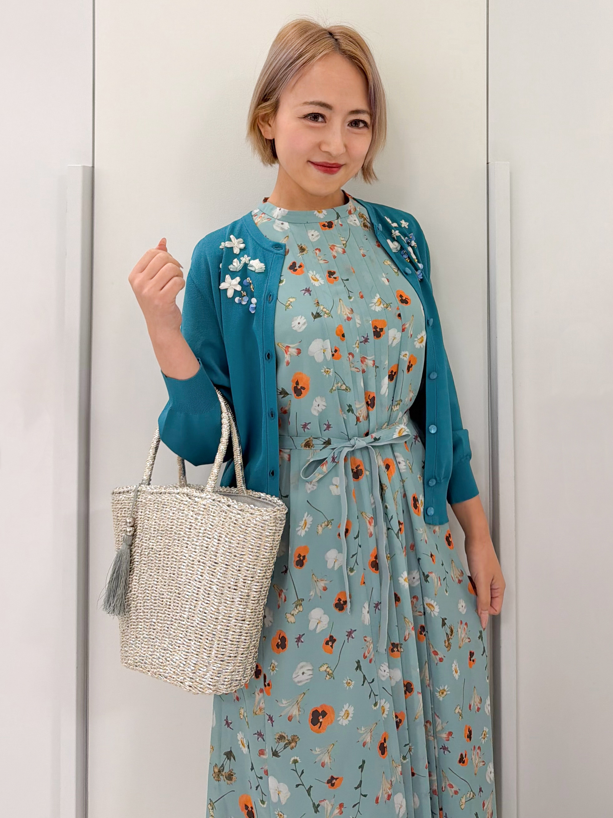 chiiさんの「COUP DE CHANCE｜【SS～Lサイズ展開／スパンコール・ビジュー・刺繍】クラフトカーディガン」を使ったコーディネート