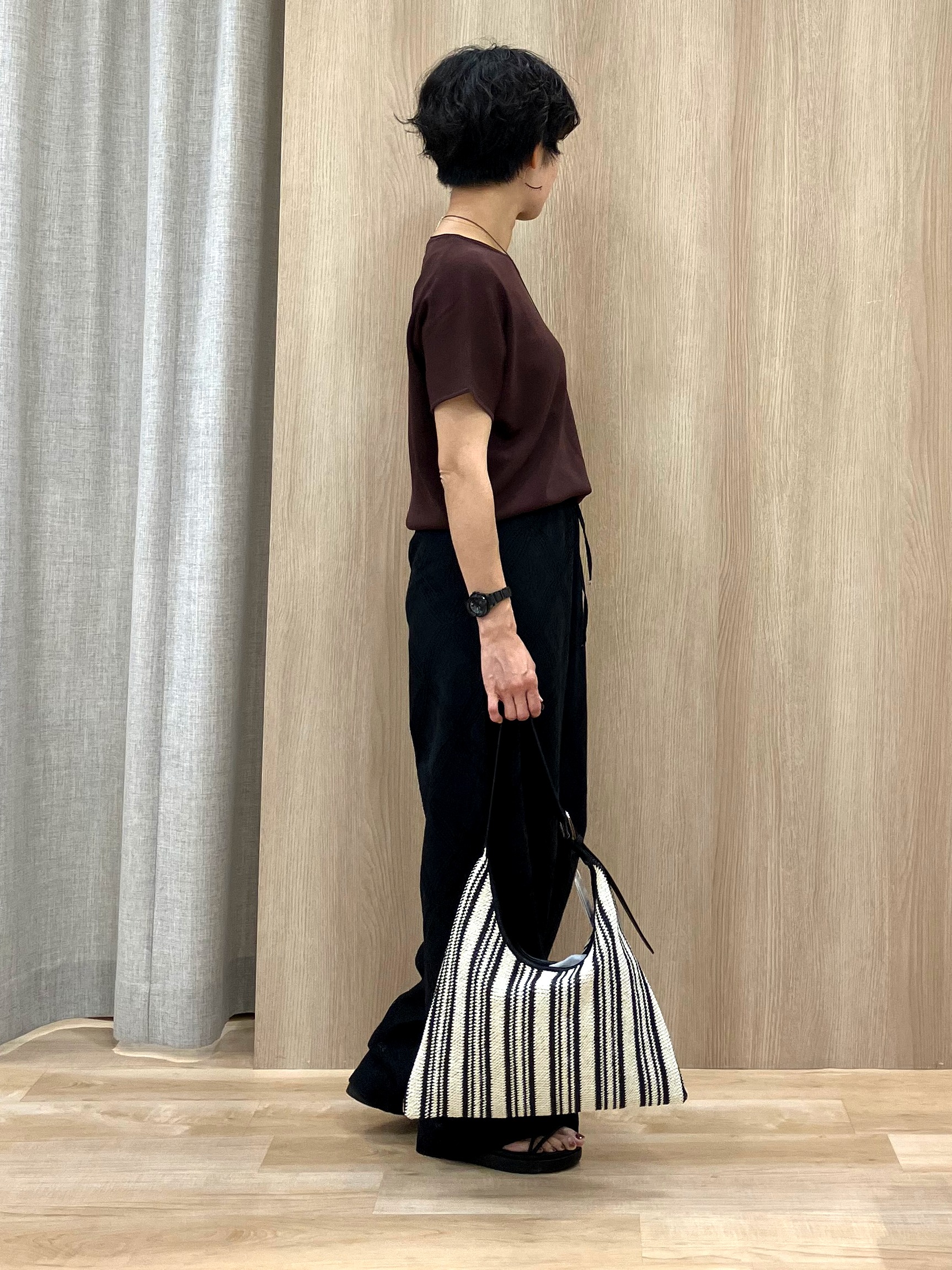 Keiさんの「grove｜【シリーズ累計36万枚！名品ニット】やわらかドライタッチ ドルマンニット」を使ったコーディネート