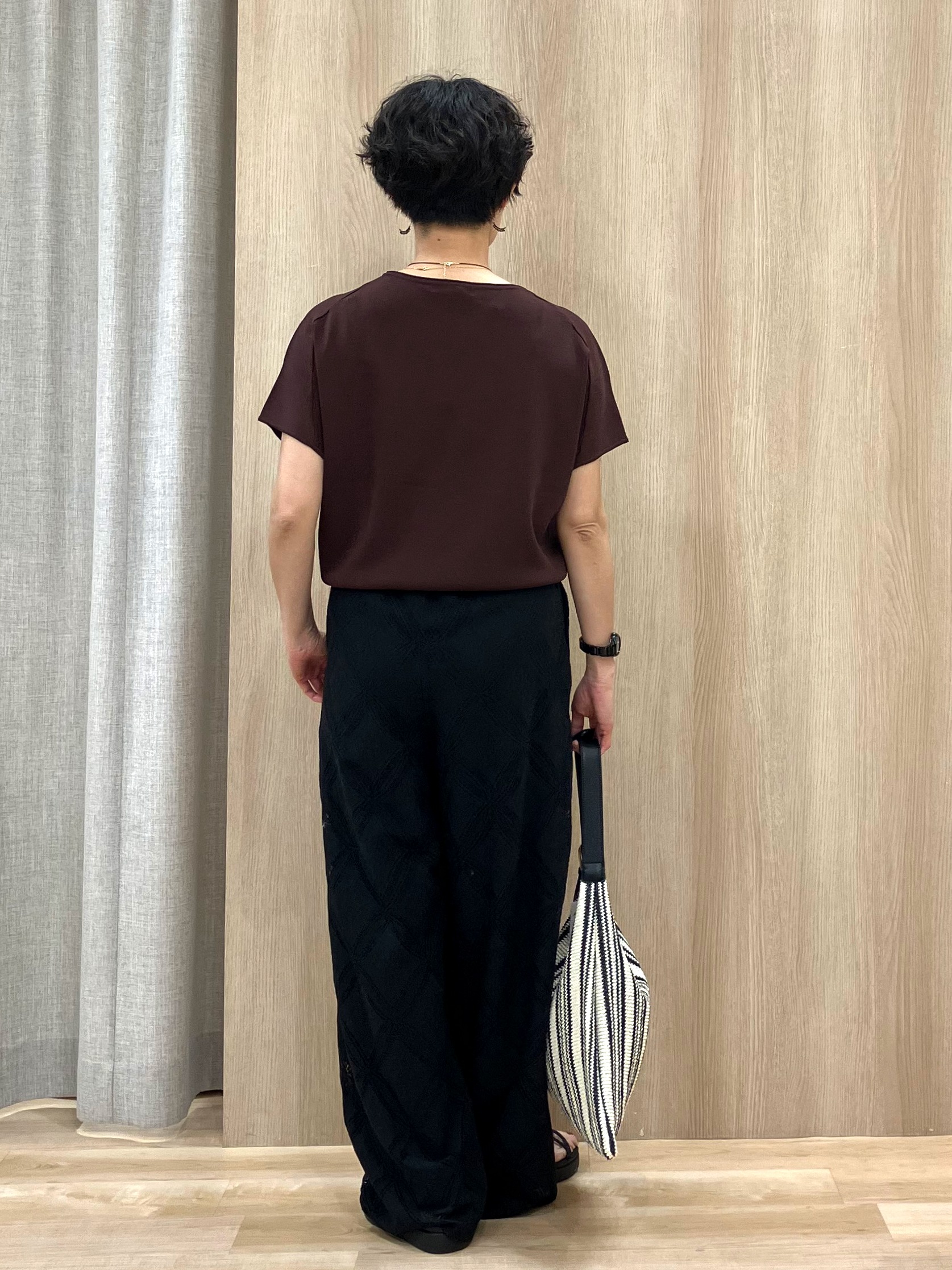 Keiさんの「grove｜【シリーズ累計36万枚！名品ニット】やわらかドライタッチ ドルマンニット」を使ったコーディネート