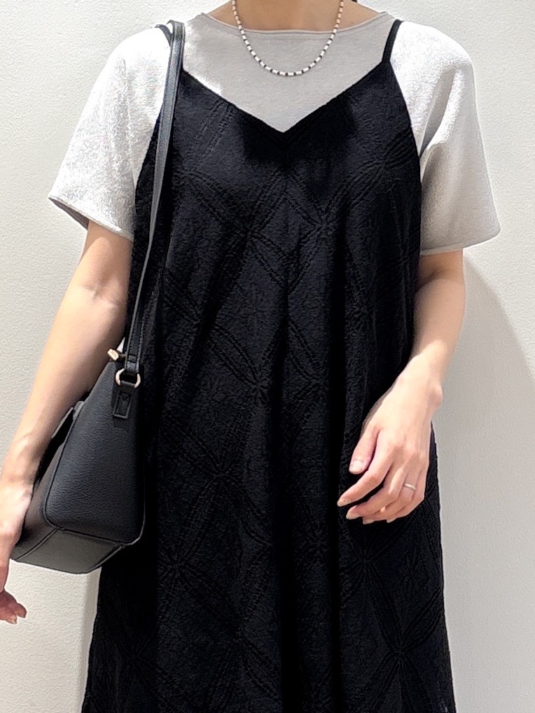 ayakaさんの「grove｜【シリーズ累計36万枚！名品ニット】やわらかドライタッチ ドルマンニット」を使ったコーディネート
