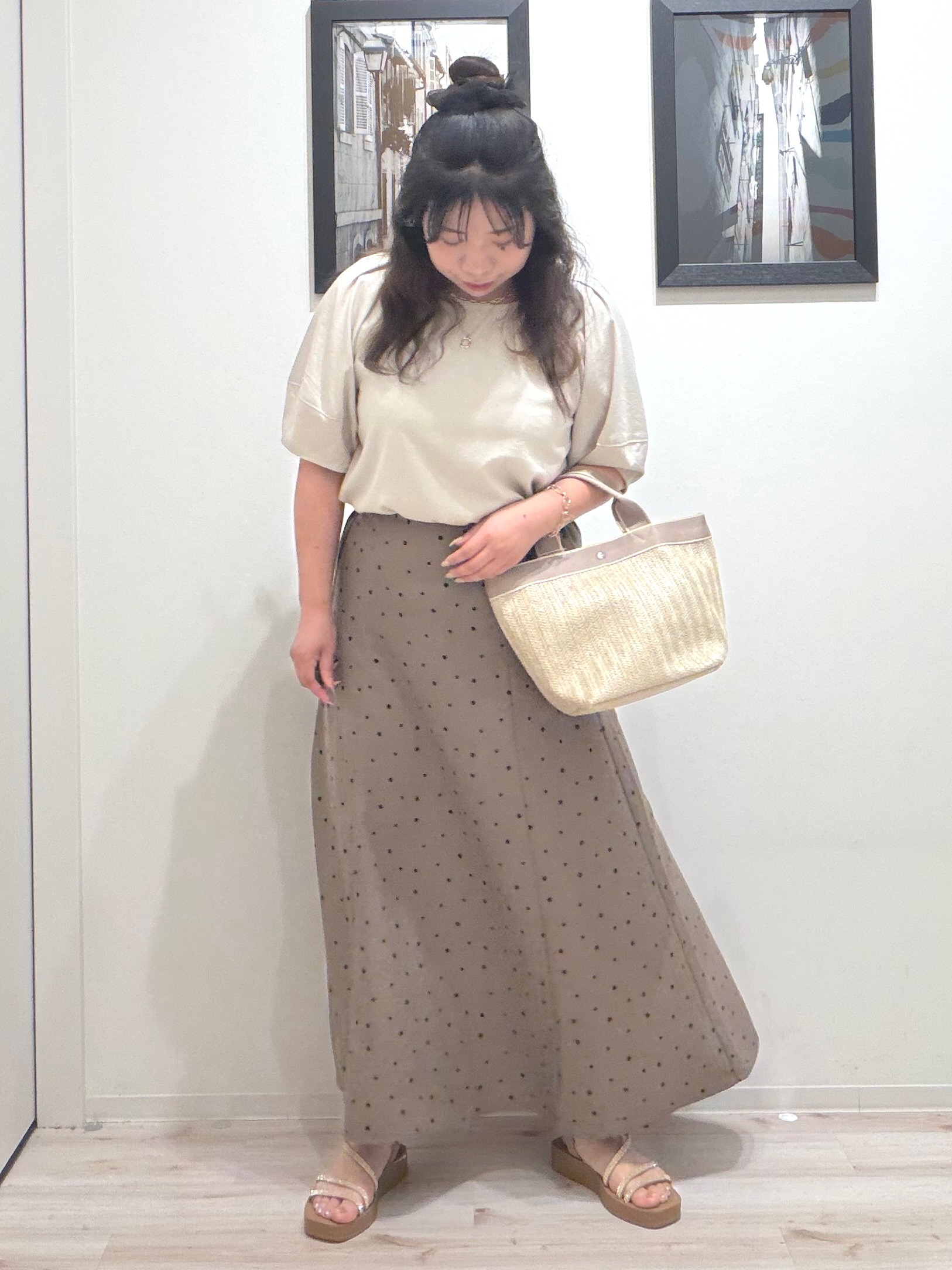 まちゃんなちゃんさんの「SHOO･LA･RUE｜【S-LL/洗濯機可/セットアップ可】軽凛(かろりん) タックブラウス」を使ったコーディネート
