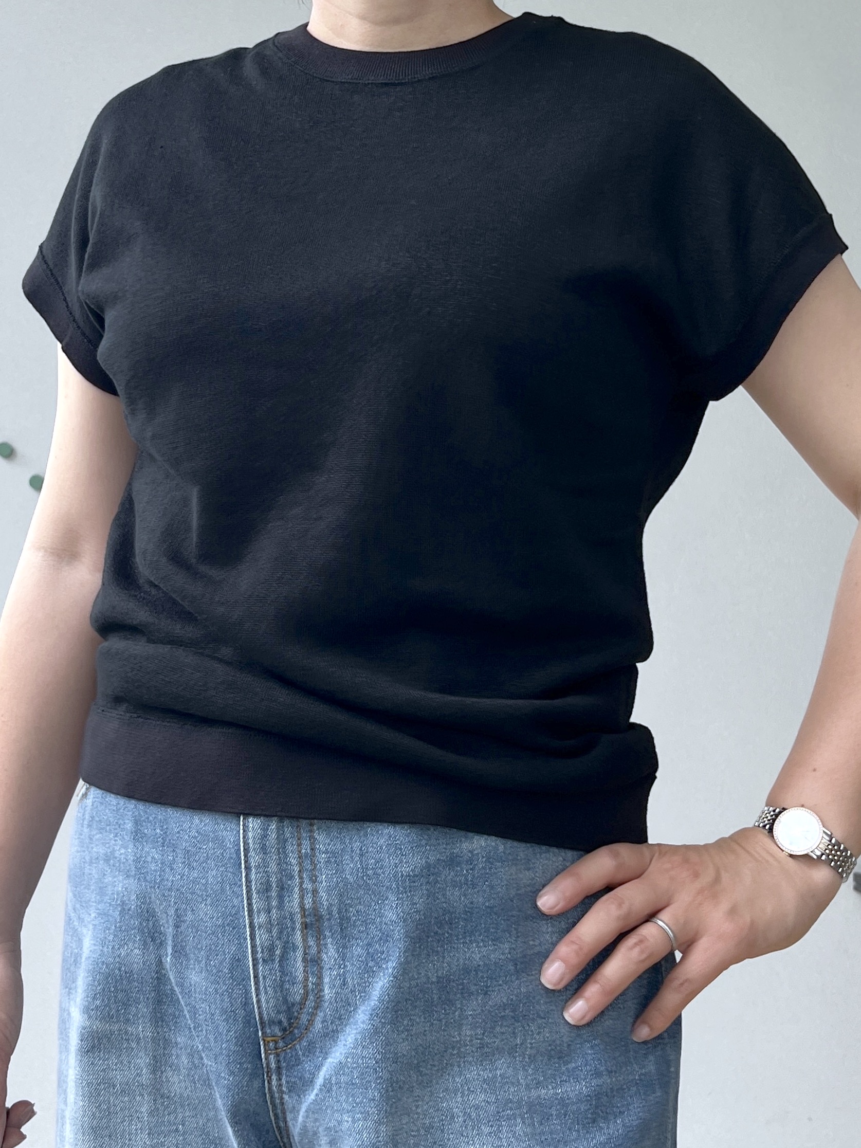 Soeさんの「DRESSTERIOR｜ヴィンテージ加工ワイドデニムパンツ」を使ったコーディネート