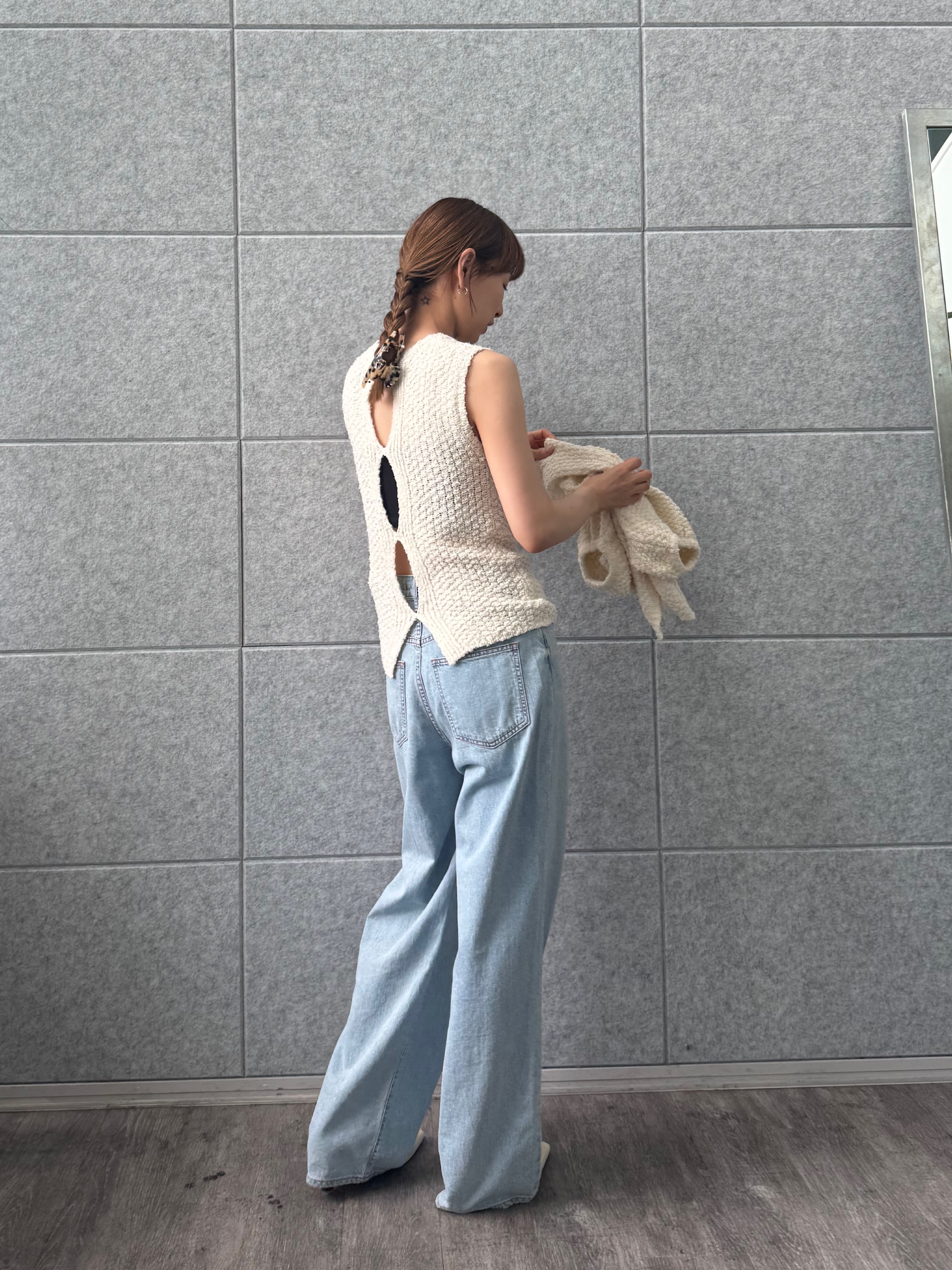 designer yukaさんの「CODE A｜cloudy open back tank」を使ったコーディネート