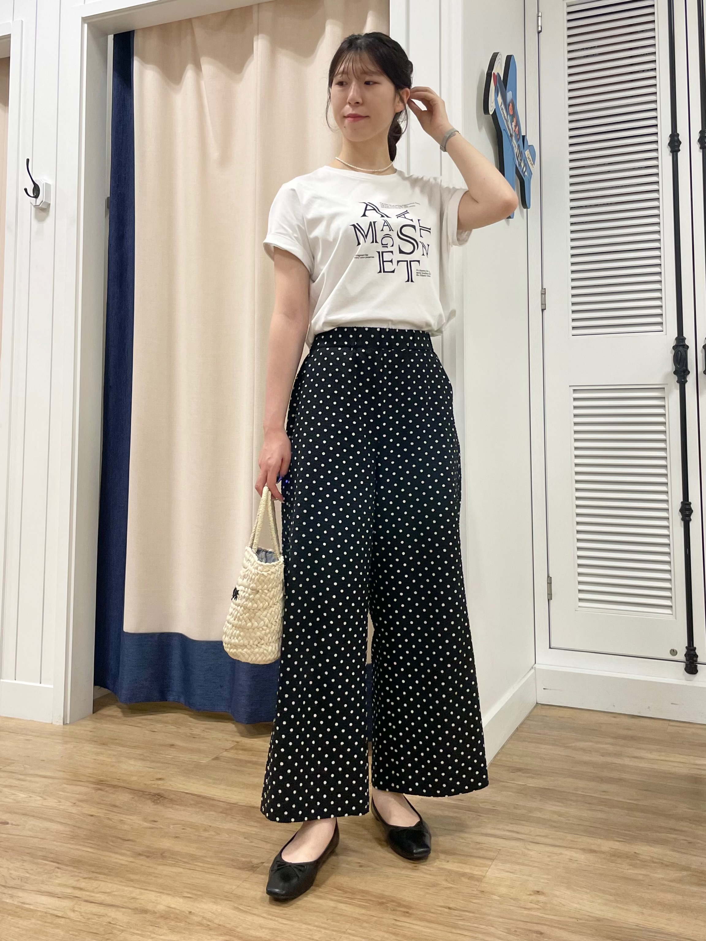 KANNAさんの「Dessin｜【洗える】美光沢カットソーロゴTシャツ」を使ったコーディネート