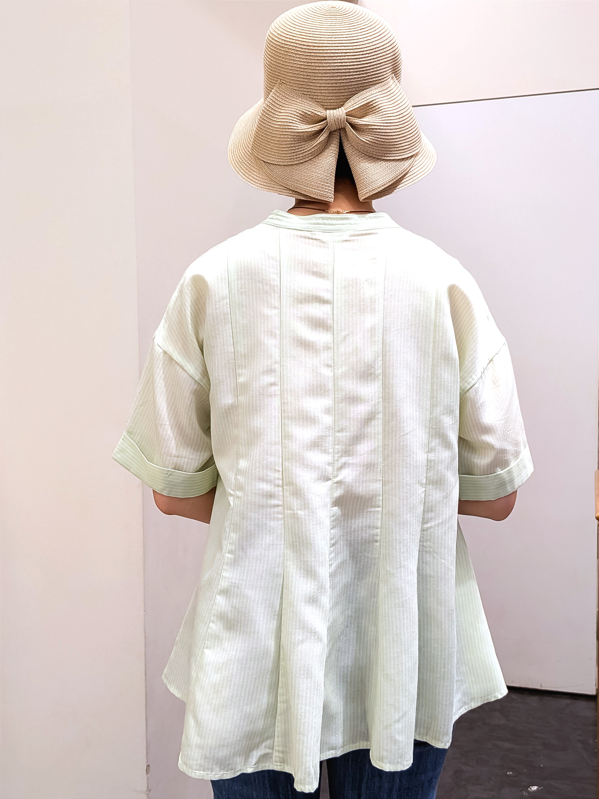 やまちゃんさんの「grove｜【洗濯機OK】さらっと軽やか、フレアシャツ」を使ったコーディネート
