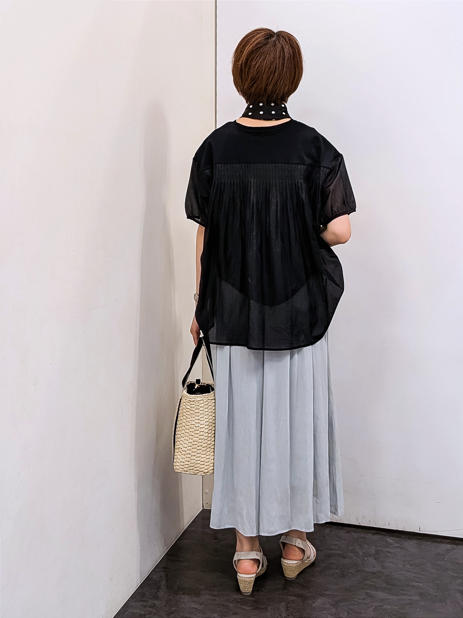 やまちゃんさんの「grove｜【UVカット】体型カバー叶う、バックプリーツTシャツ」を使ったコーディネート