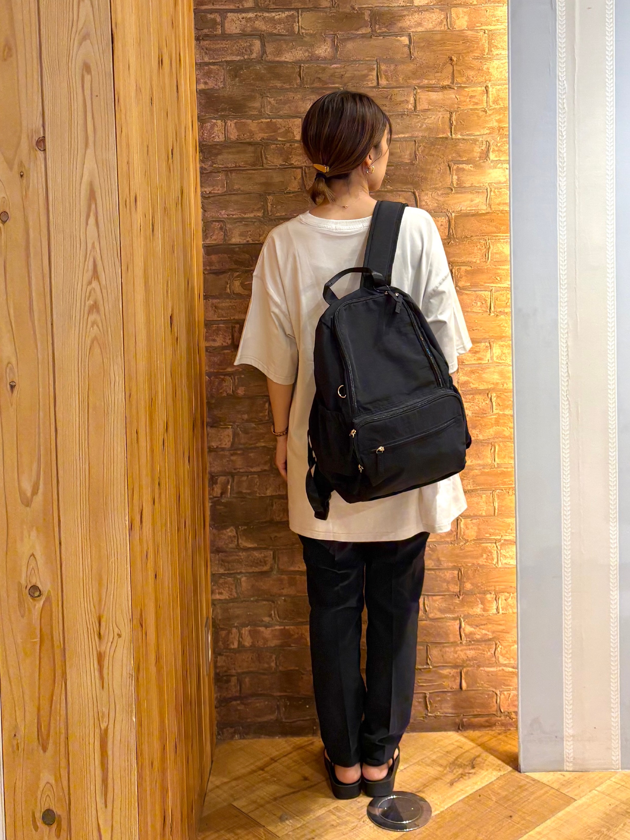 mieさんの「SHOO･LA･RUE｜【体型カバー】ゆるっとBIGアソートTシャツ」を使ったコーディネート