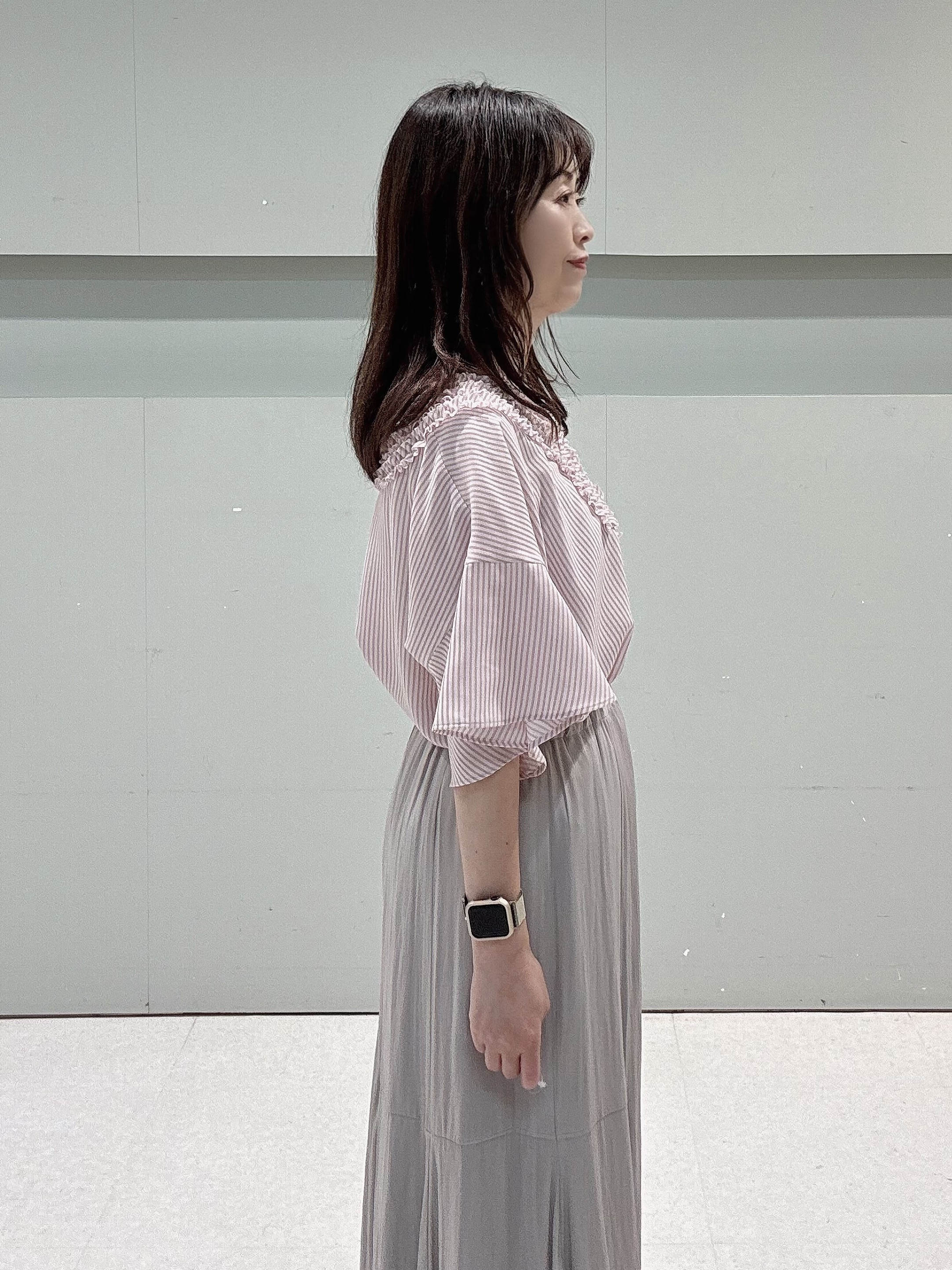 makiさんの「UNTITLED｜◆【アンサンブル可】ラメ混クルーネックカーディガン」を使ったコーディネート