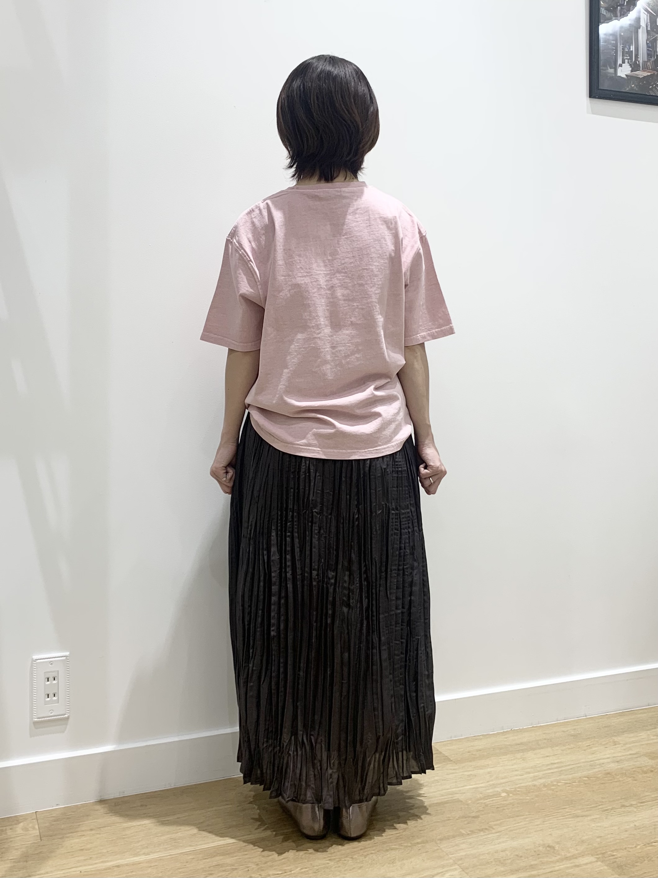 IMARIさんの「Dessin｜【ユニセックス/洗える】ピグメントロゴTシャツ」を使ったコーディネート