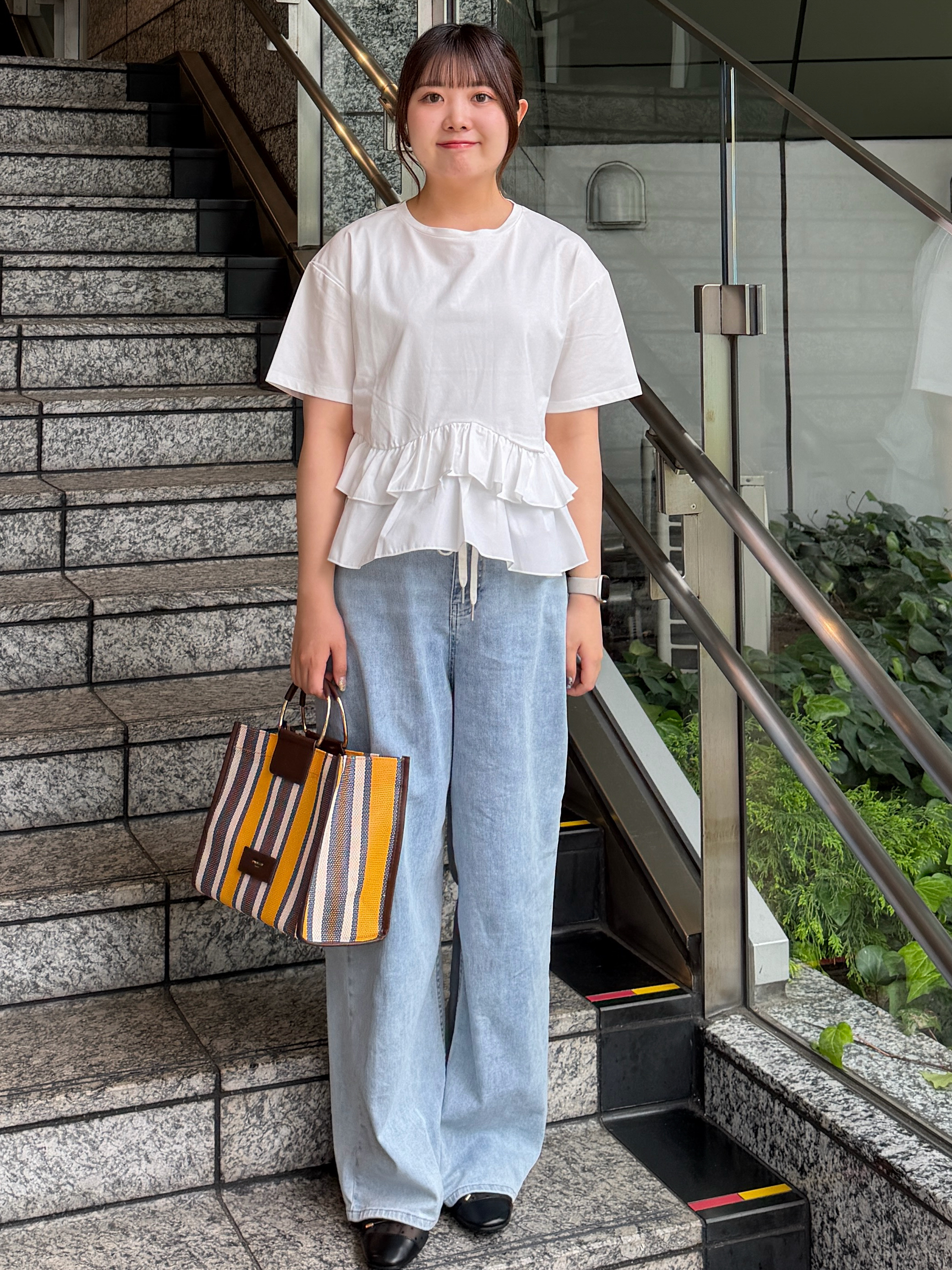 HANNAさんの「OPAQUE.CLIP｜裾フリルドッキングTシャツ【洗濯機OK】」を使ったコーディネート