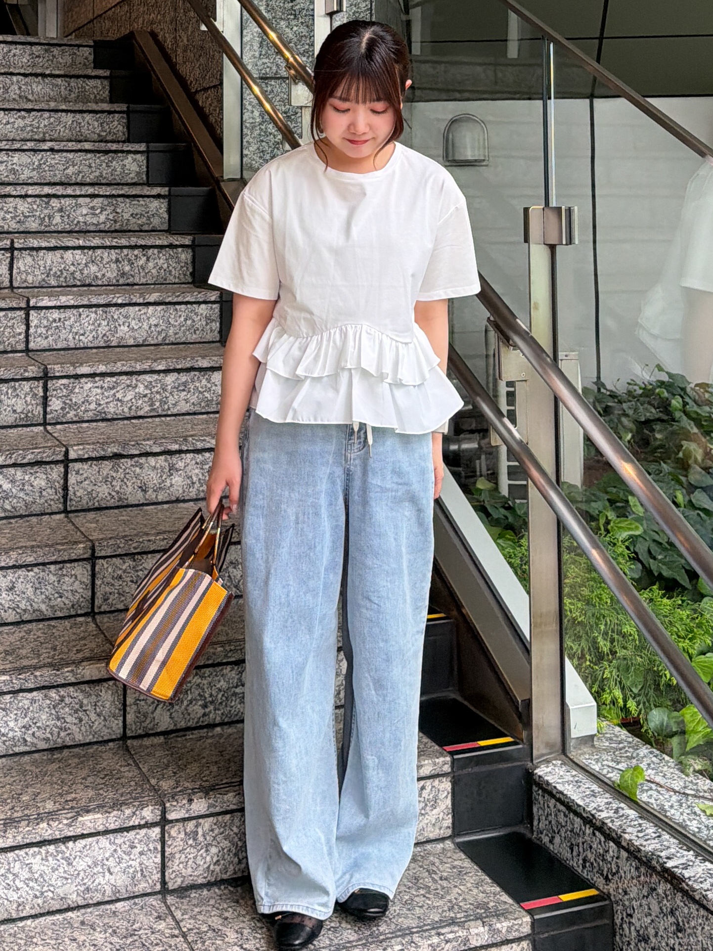 HANNAさんの「OPAQUE.CLIP｜裾フリルドッキングTシャツ【洗濯機OK】」を使ったコーディネート