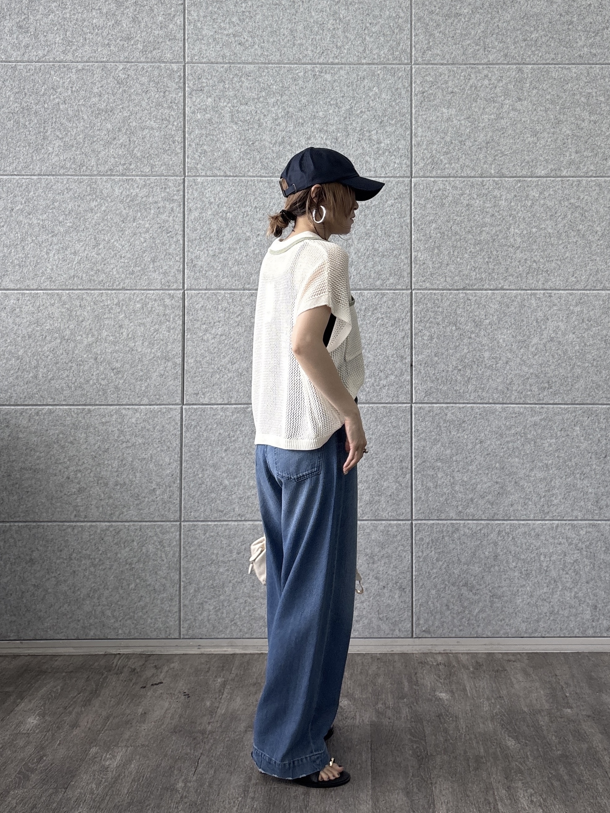 kotakiさんの「INDIVI｜メッシュポロドルマンニット」を使ったコーディネート