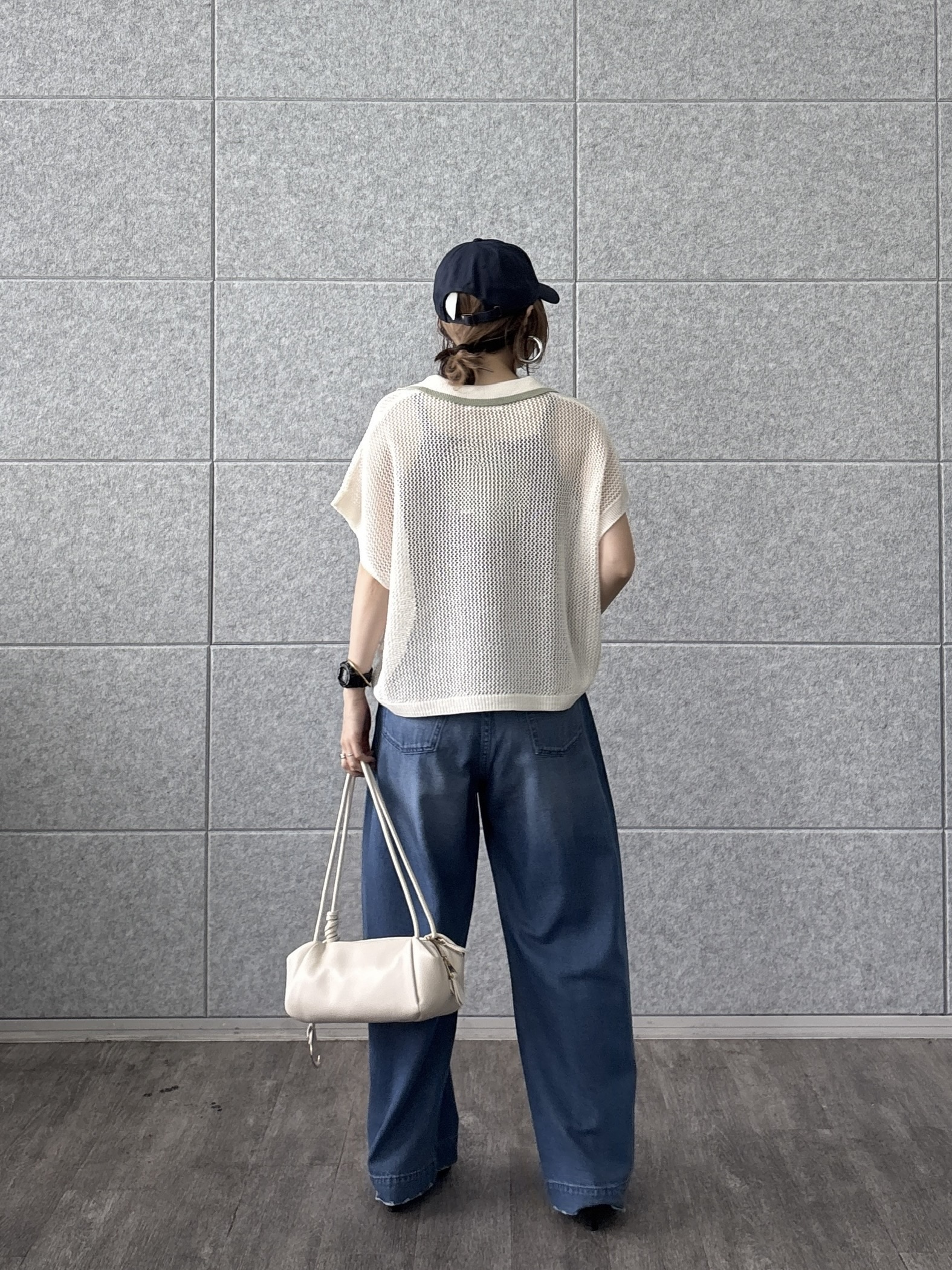 kotakiさんの「INDIVI｜メッシュポロドルマンニット」を使ったコーディネート